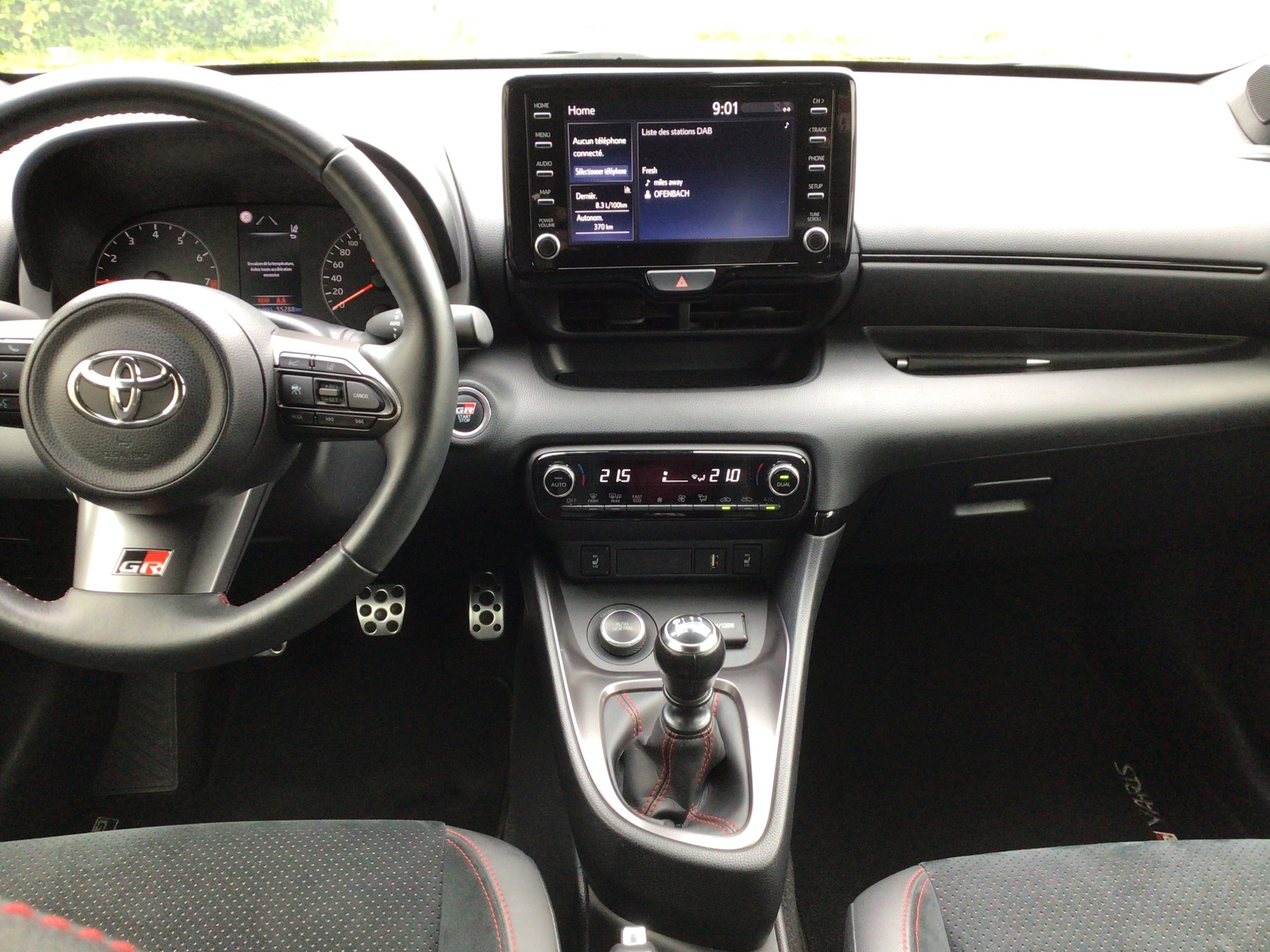TOYOTA Yaris 1.6 GR Sport-image-8