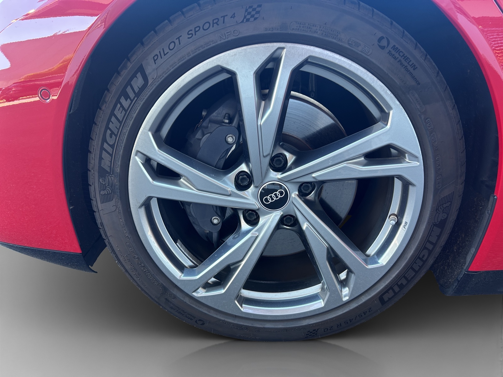 AUDI e-tron GT quattro-image-13