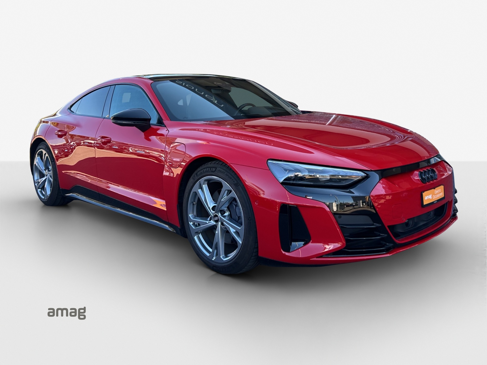 AUDI e-tron GT quattro-image-5