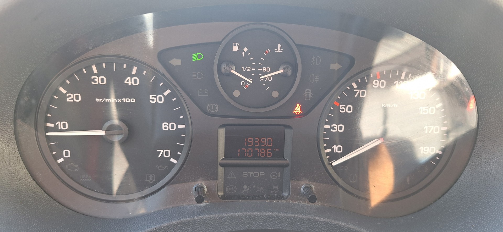 CITROEN Jumpy 2.0 HDi 12 L2H1-image-24