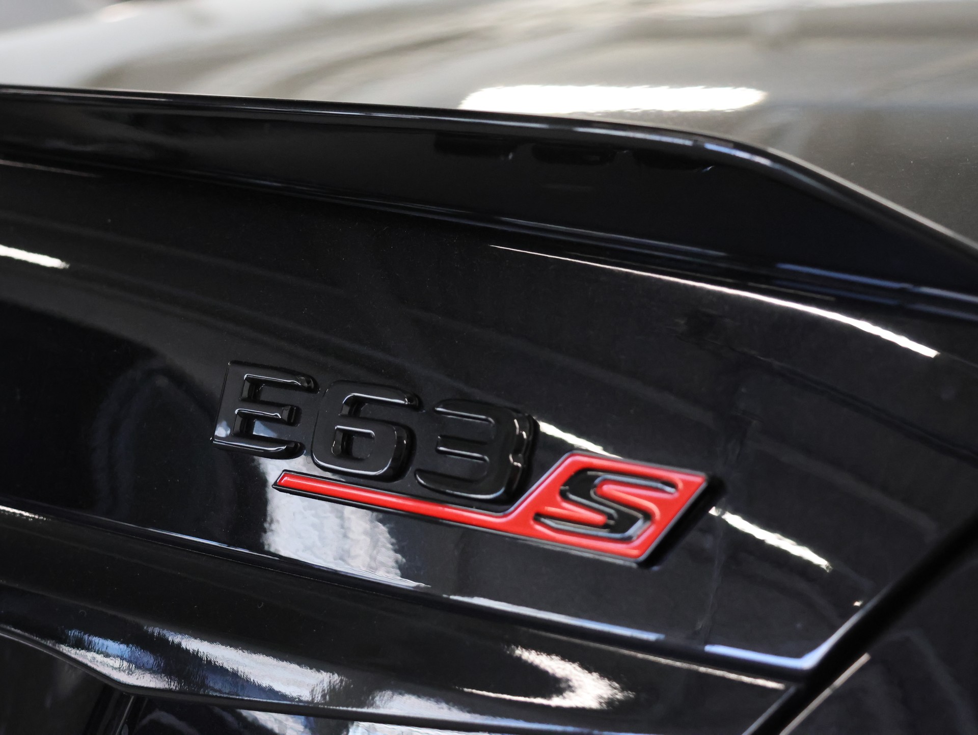 MERCEDES-BENZ E 63 AMG S 4Matic Speedshift MCT *Panoramadach* *Burmester* *360 Kamera*-image-26