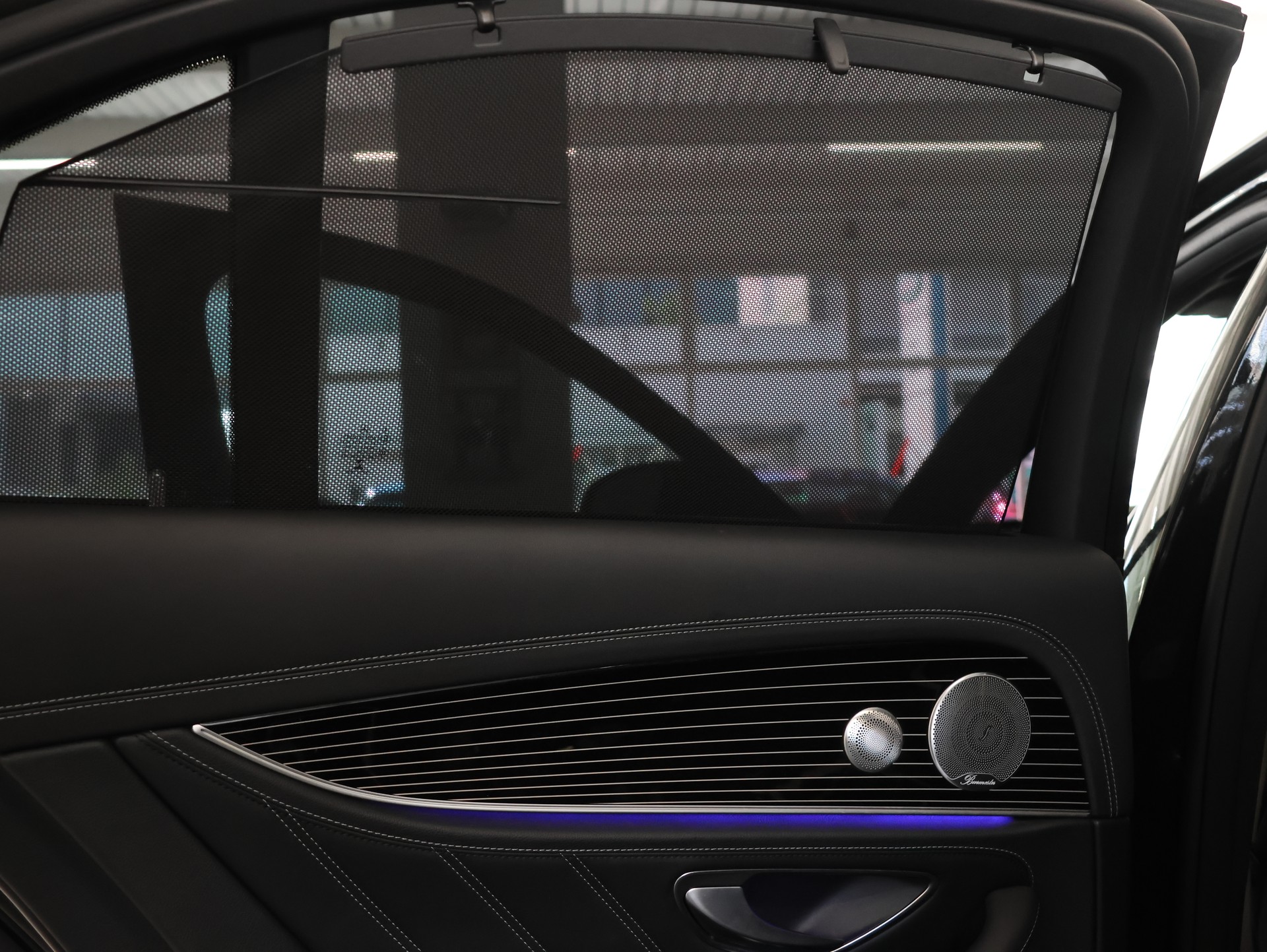 MERCEDES-BENZ E 63 AMG S 4Matic Speedshift MCT *Panoramadach* *Burmester* *360 Kamera*-image-25