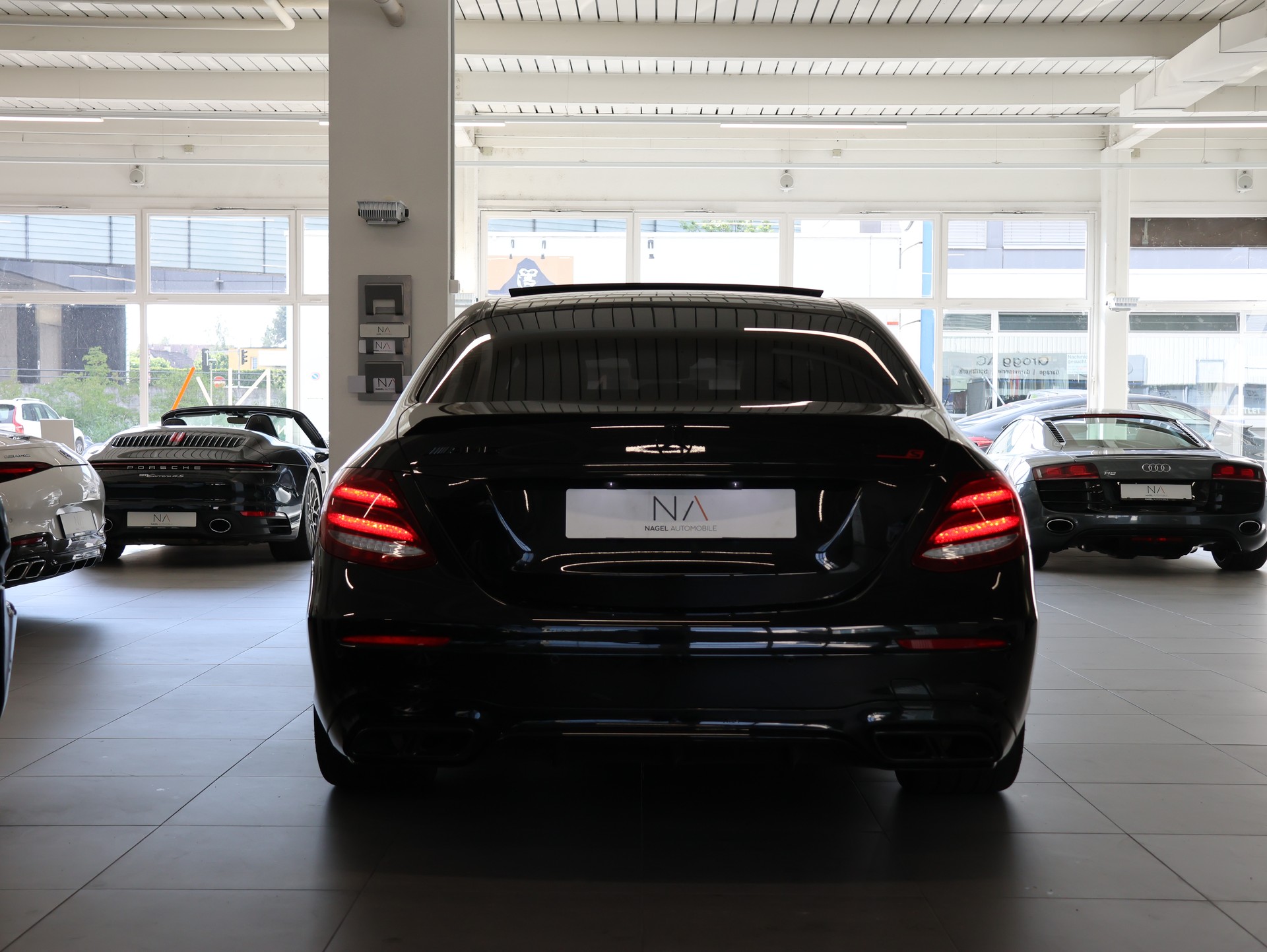 MERCEDES-BENZ E 63 AMG S 4Matic Speedshift MCT *Panoramadach* *Burmester* *360 Kamera*-image-5