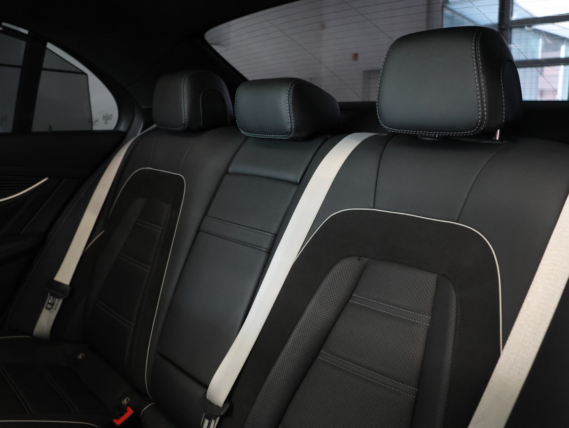 MERCEDES-BENZ E 63 AMG S 4Matic Speedshift MCT *Panoramadach* *Burmester* *360 Kamera*-image-23