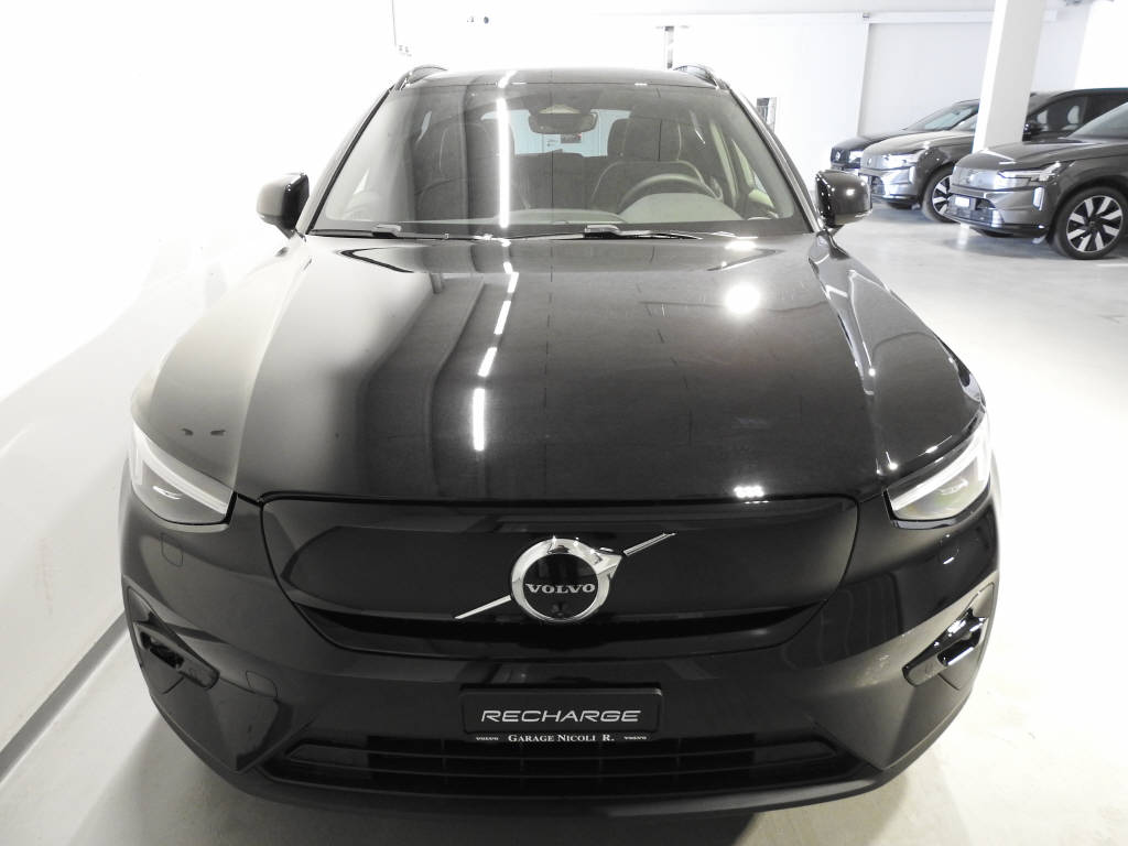 VOLVO EX40 Twin Black Edition AWD-image-1