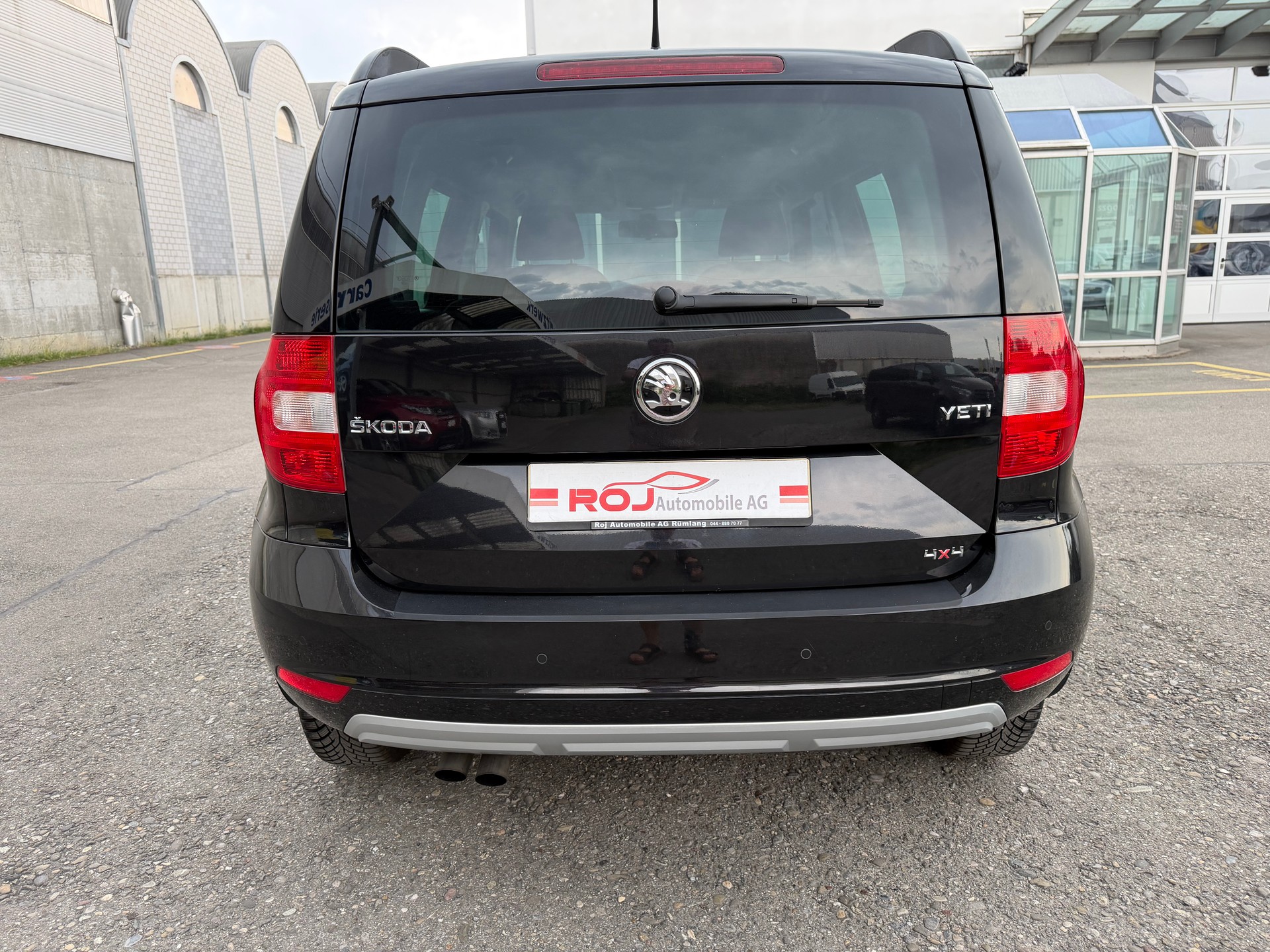 SKODA Yeti 2.0 TDI Ambition 4x4 DSG-image-5