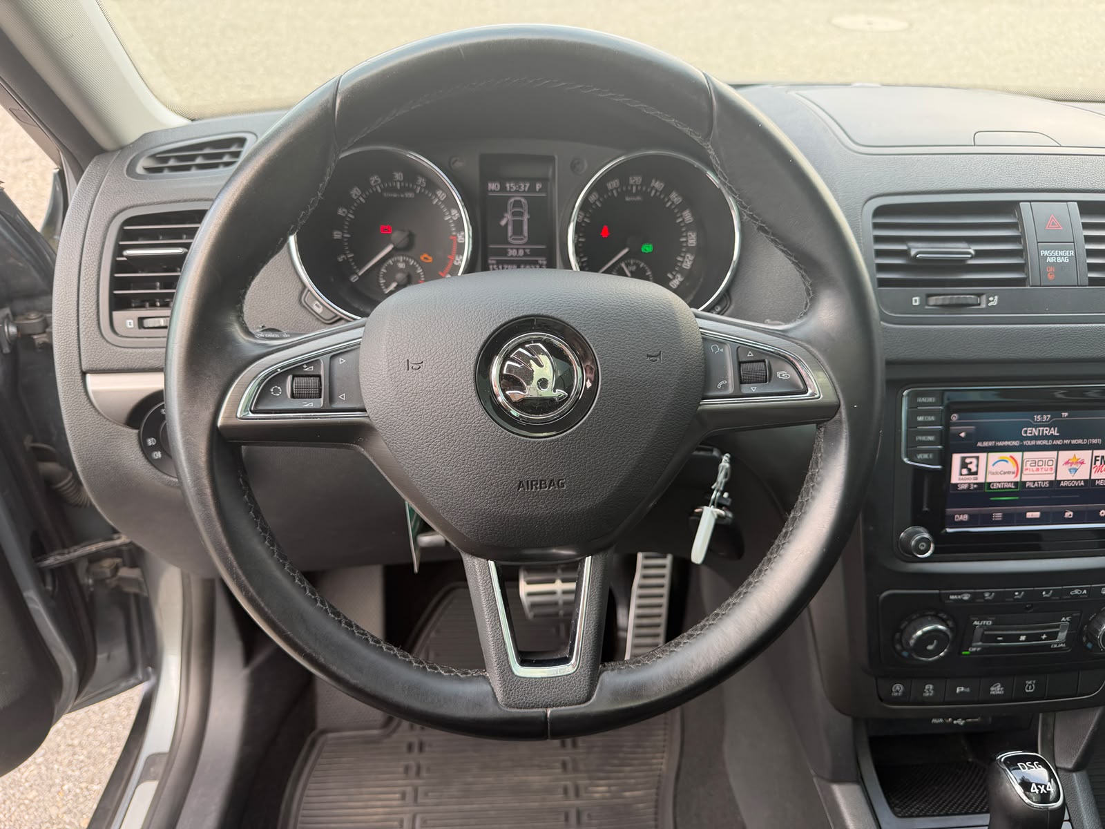 SKODA Yeti 2.0 TDI Outdoor Swiss Joy 4x4 DSG-image-15