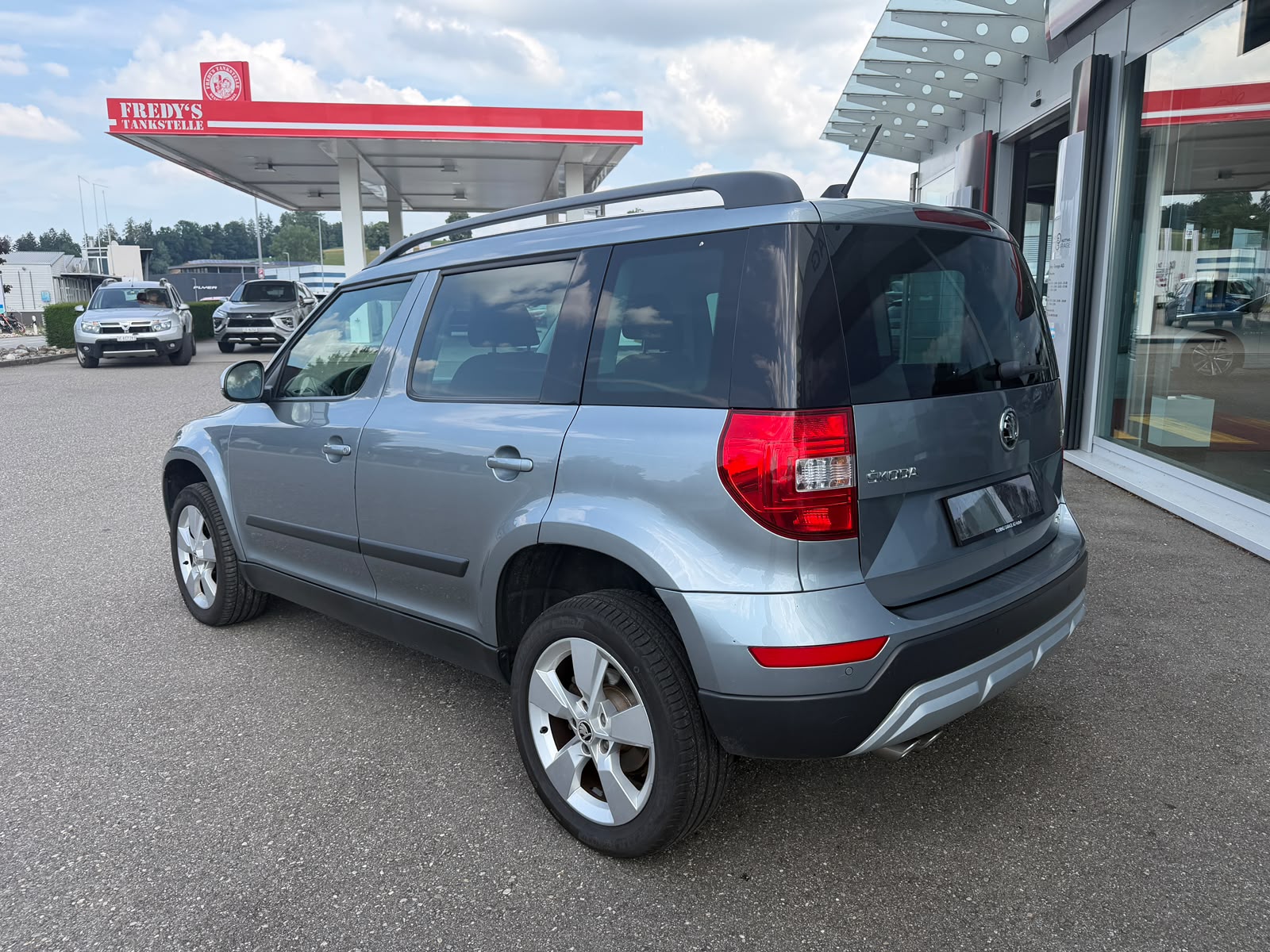 SKODA Yeti 2.0 TDI Outdoor Swiss Joy 4x4 DSG-image-2