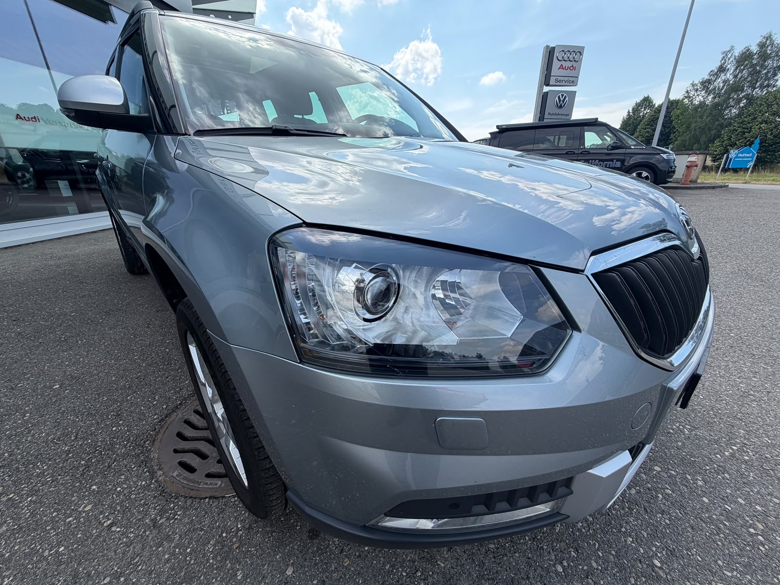 SKODA Yeti 2.0 TDI Outdoor Swiss Joy 4x4 DSG-image-8