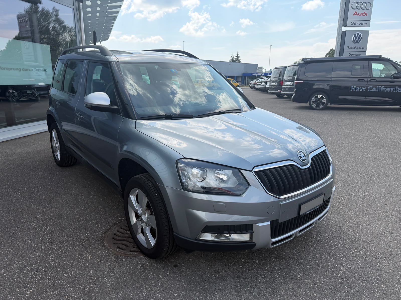 SKODA Yeti 2.0 TDI Outdoor Swiss Joy 4x4 DSG-image-6