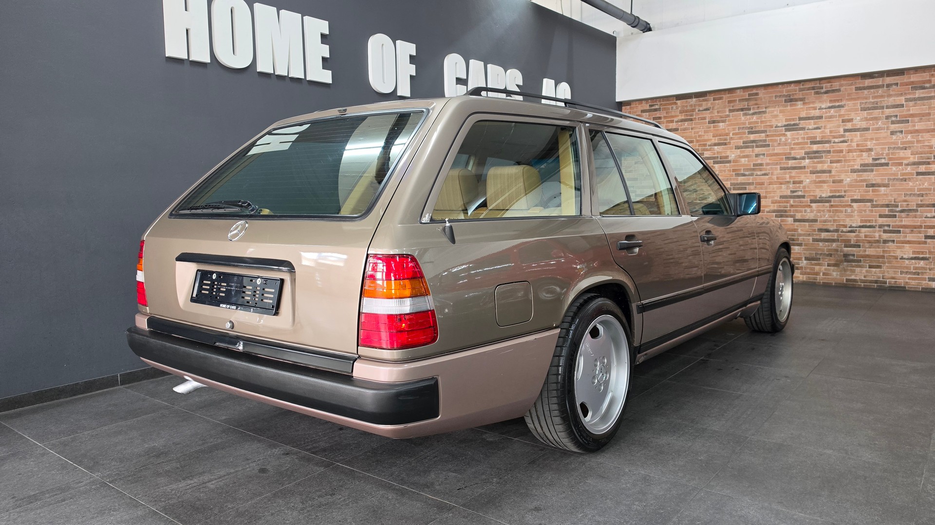 MERCEDES-BENZ 230 TE-image-13