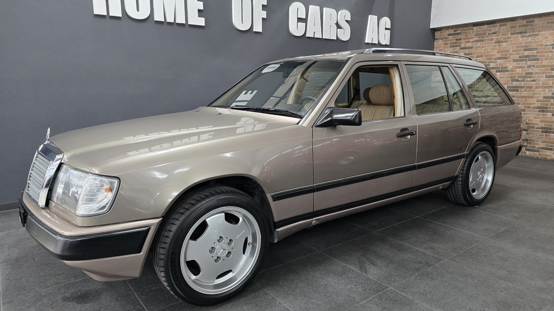 MERCEDES-BENZ 230 TE-image-2