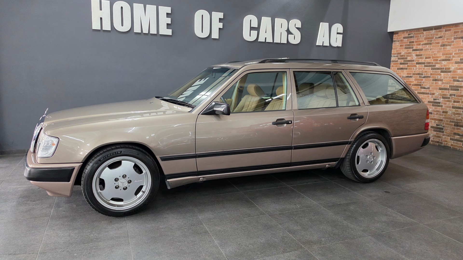 MERCEDES-BENZ 230 TE-image-4