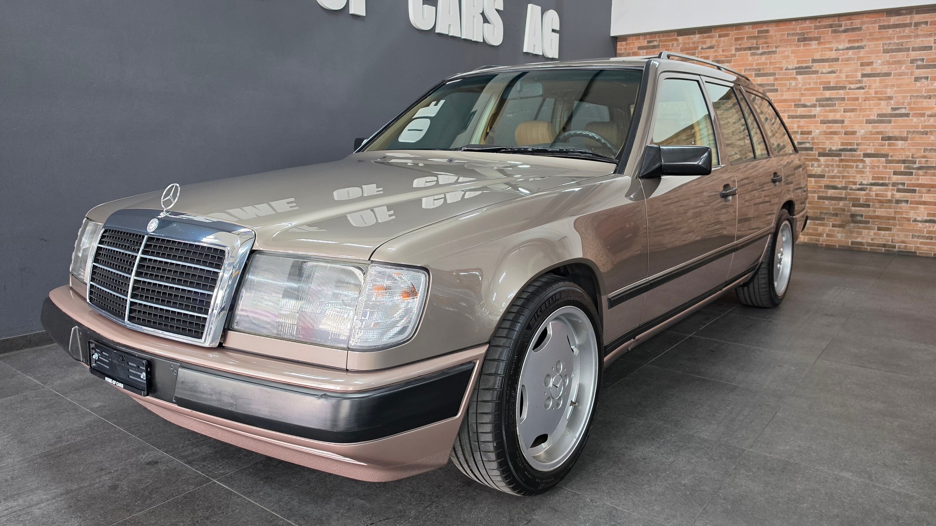 MERCEDES-BENZ 230 TE-image-1
