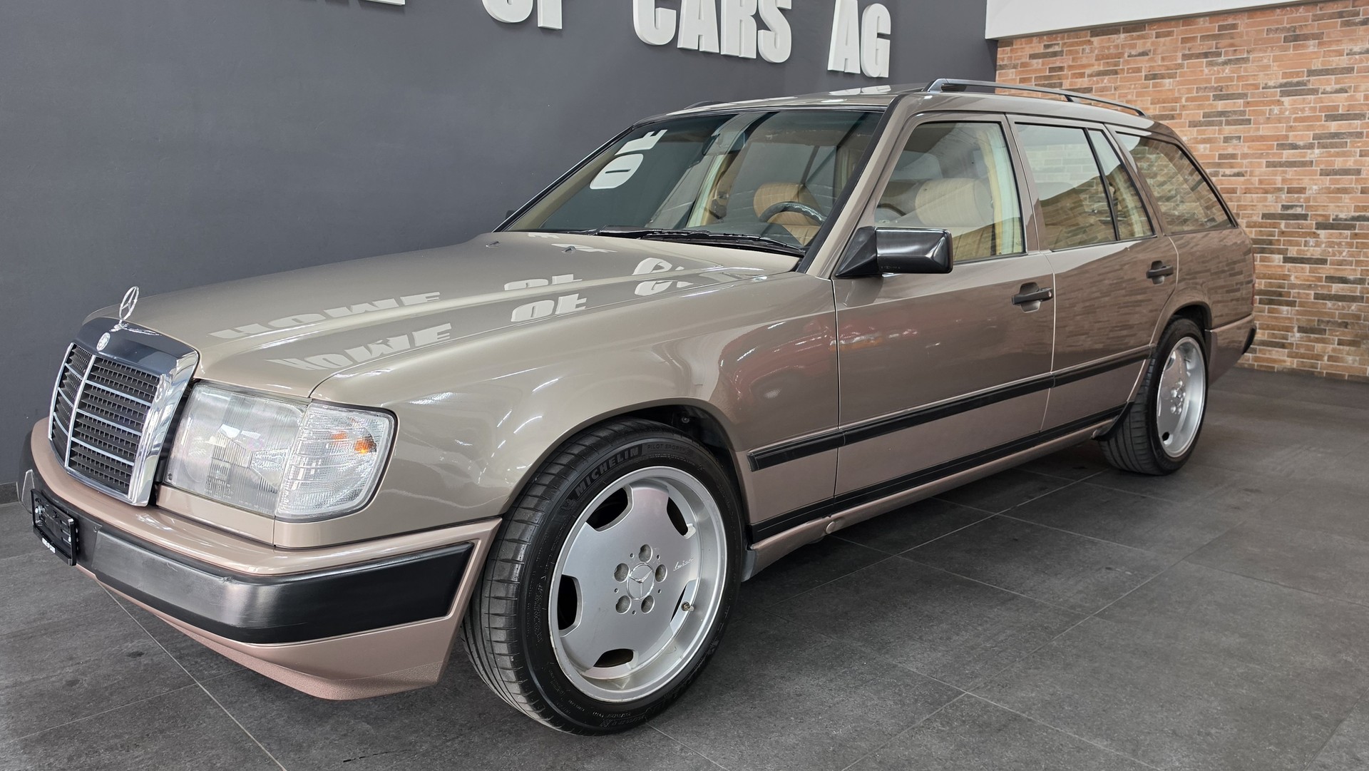 MERCEDES-BENZ 230 TE-image-2