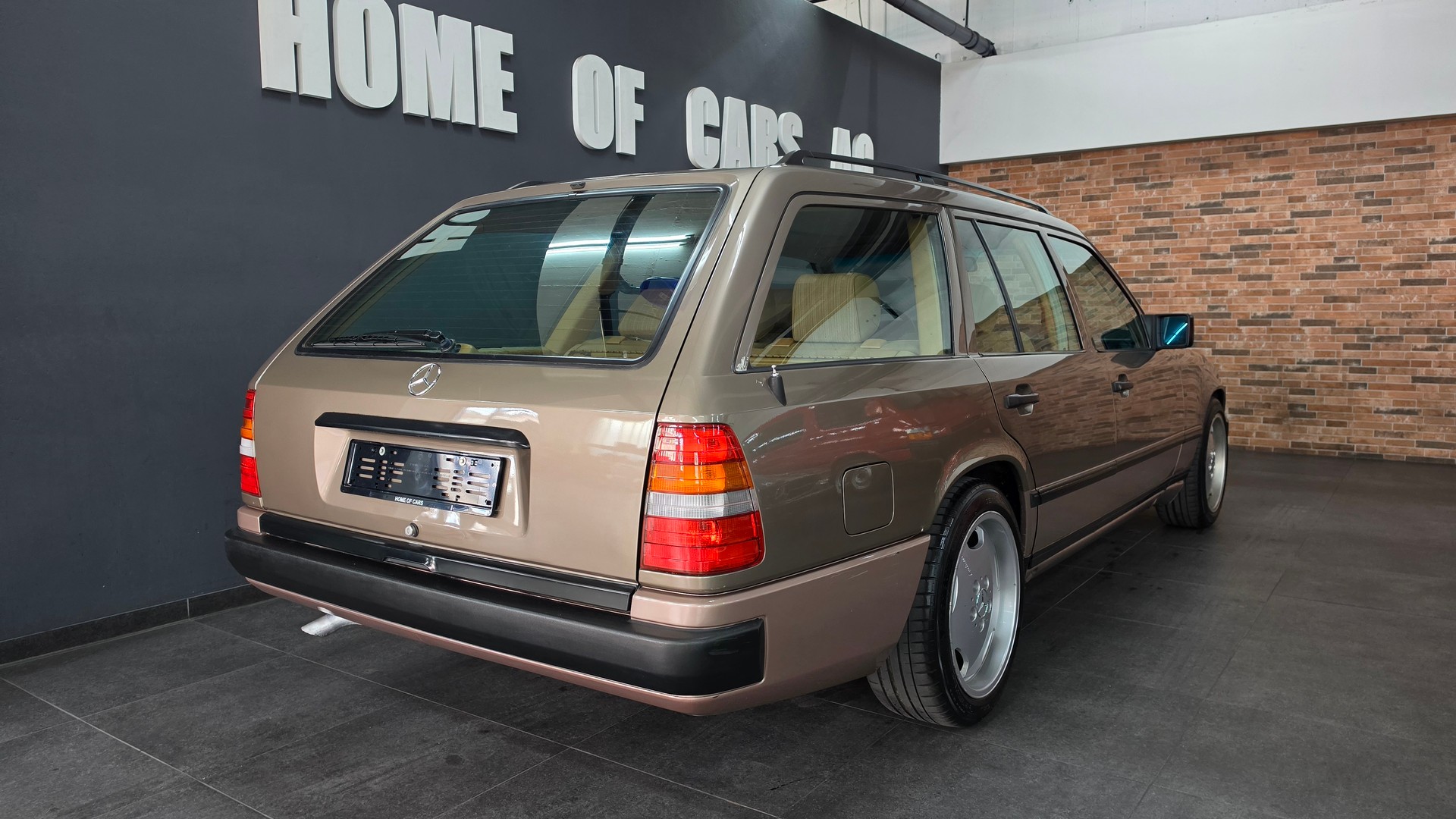 MERCEDES-BENZ 230 TE-image-12