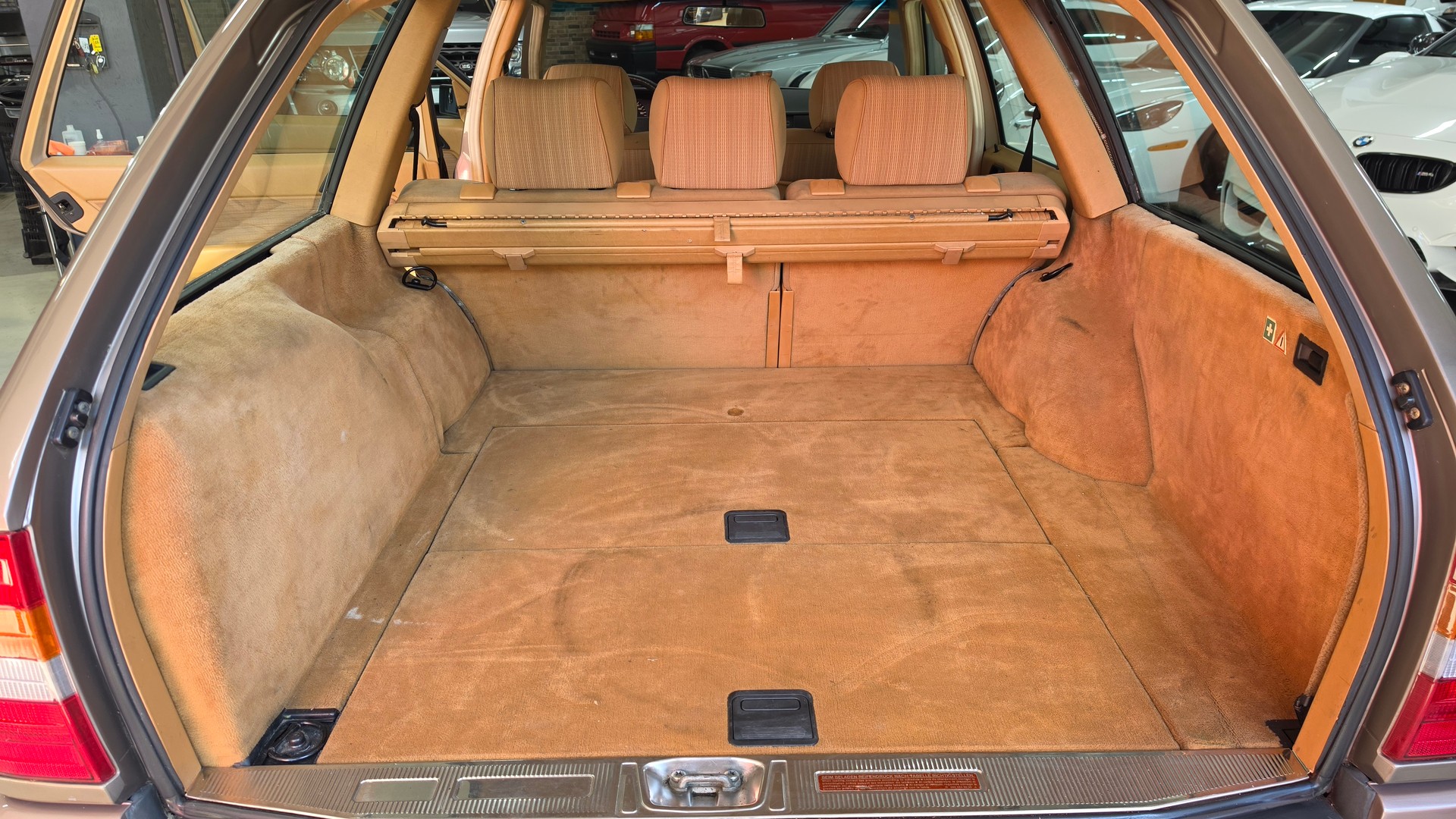 MERCEDES-BENZ 230 TE-image-30