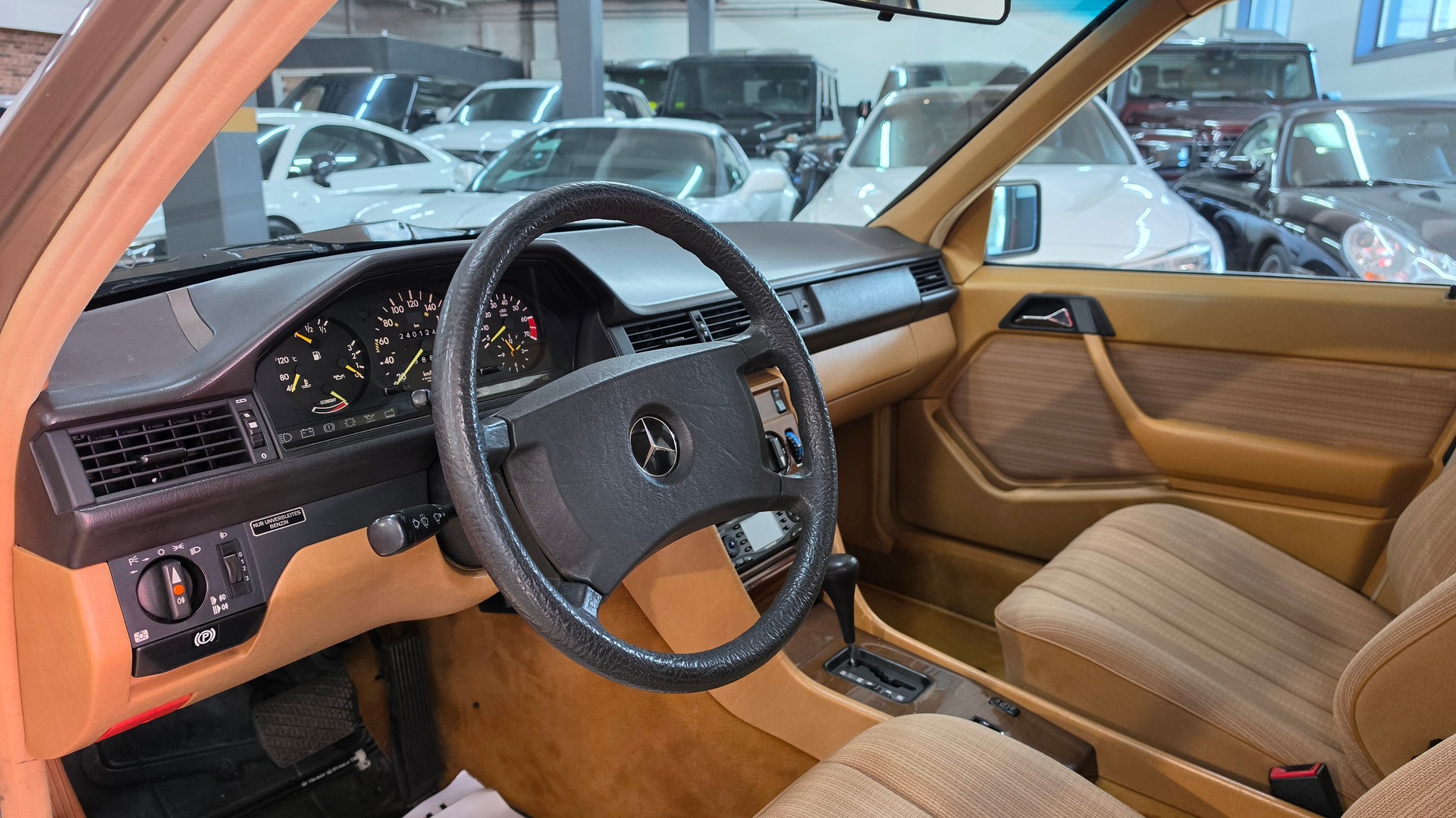 MERCEDES-BENZ 230 TE-image-21