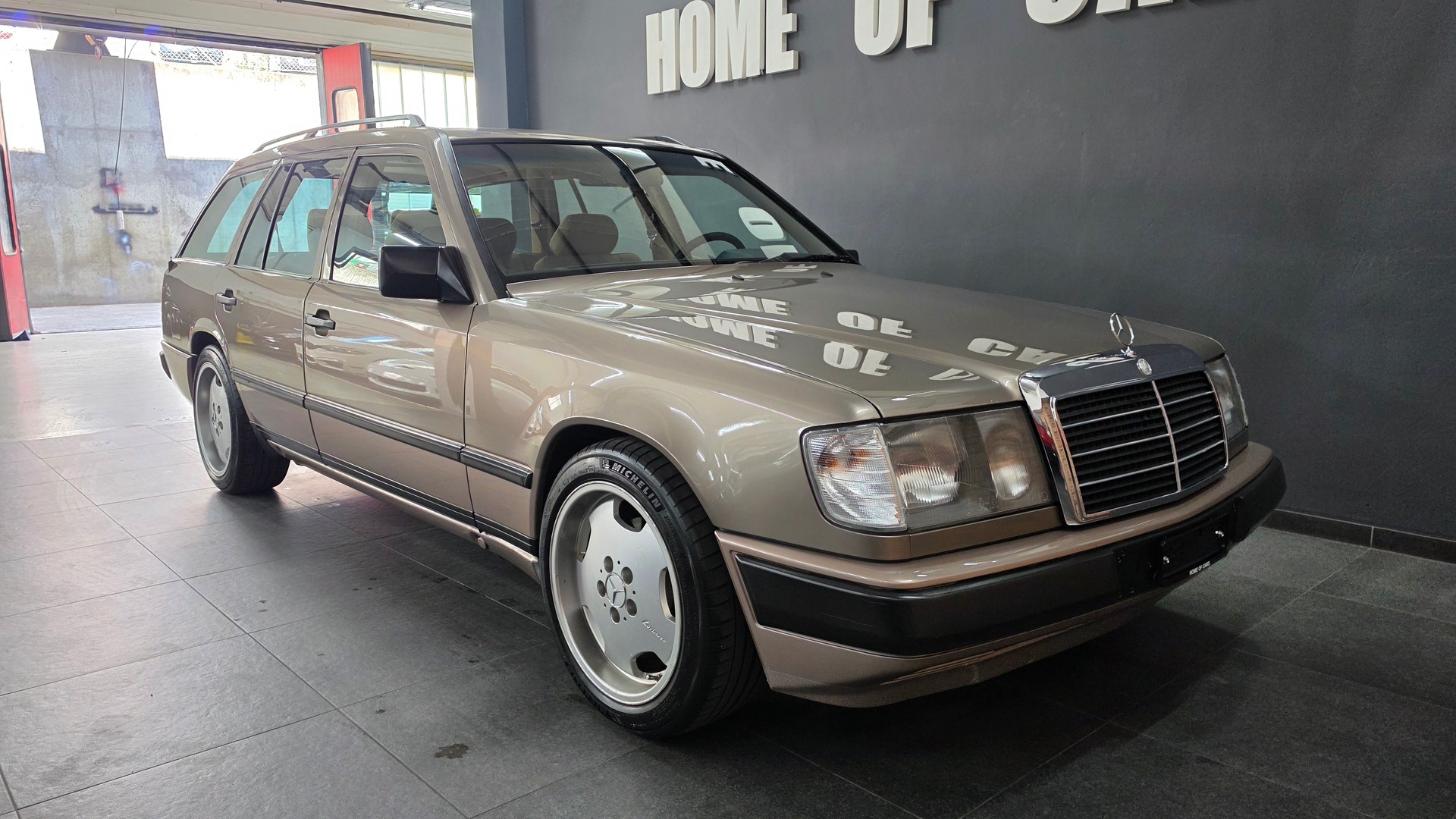 MERCEDES-BENZ 230 TE-image-18