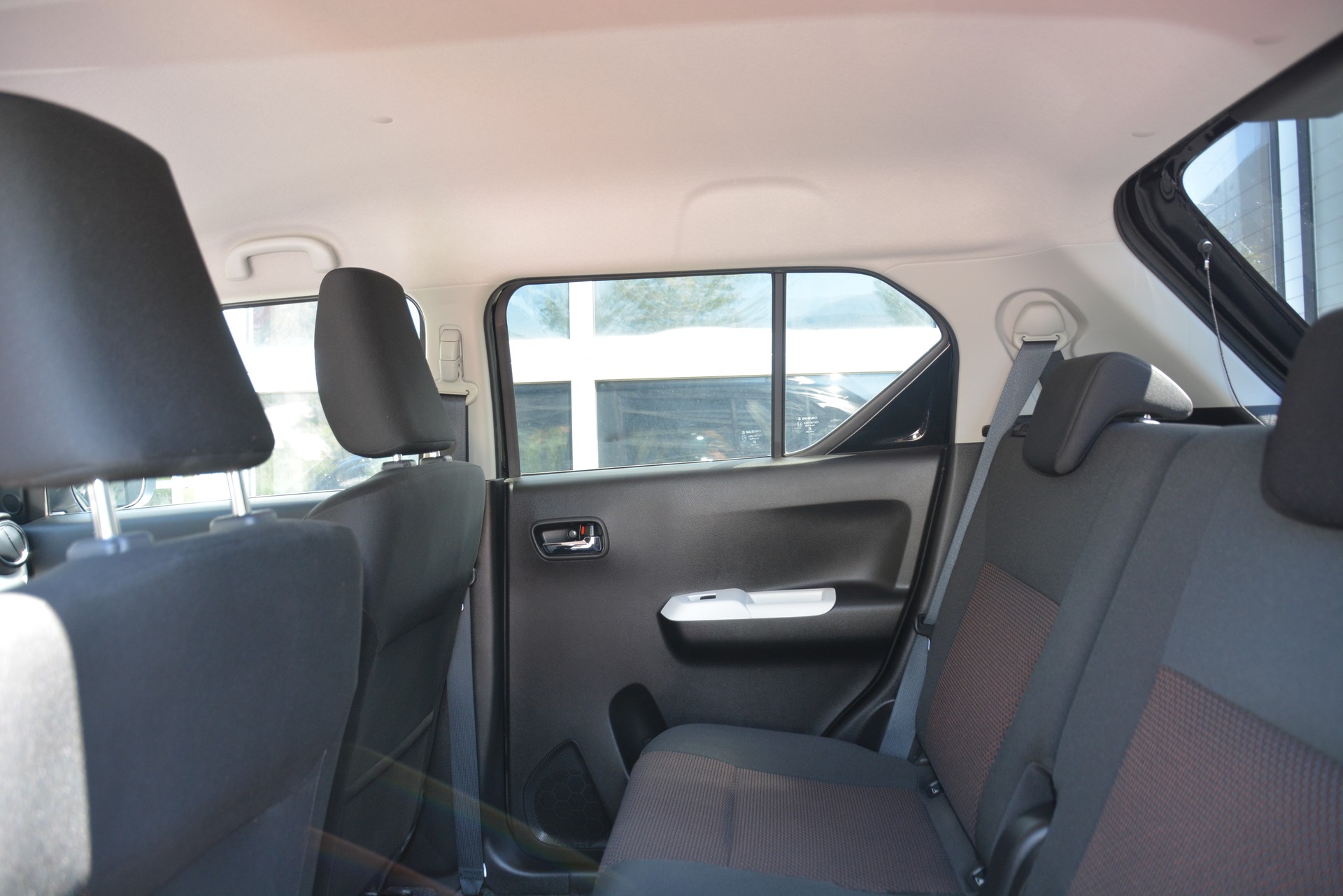 SUZUKI Ignis 1.2i Piz Sulai Top Hybrid 4x4-image-15