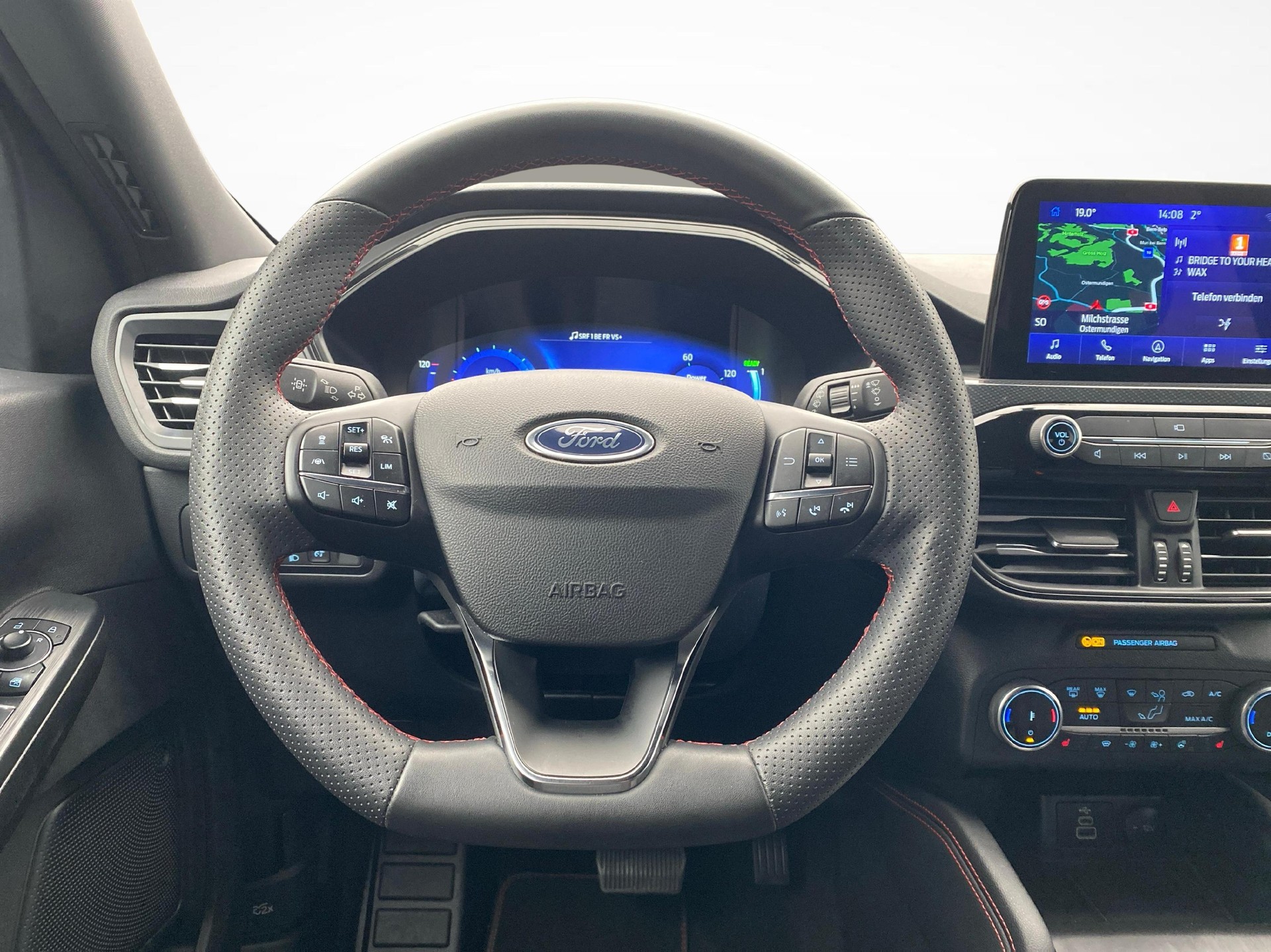 FORD Kuga 2.5 Hybrid ST-Line 4x4-image-9