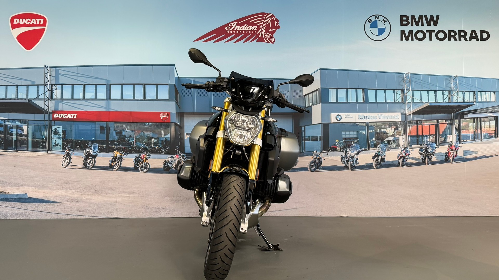 BMW R 1250 R-showroom-element-1