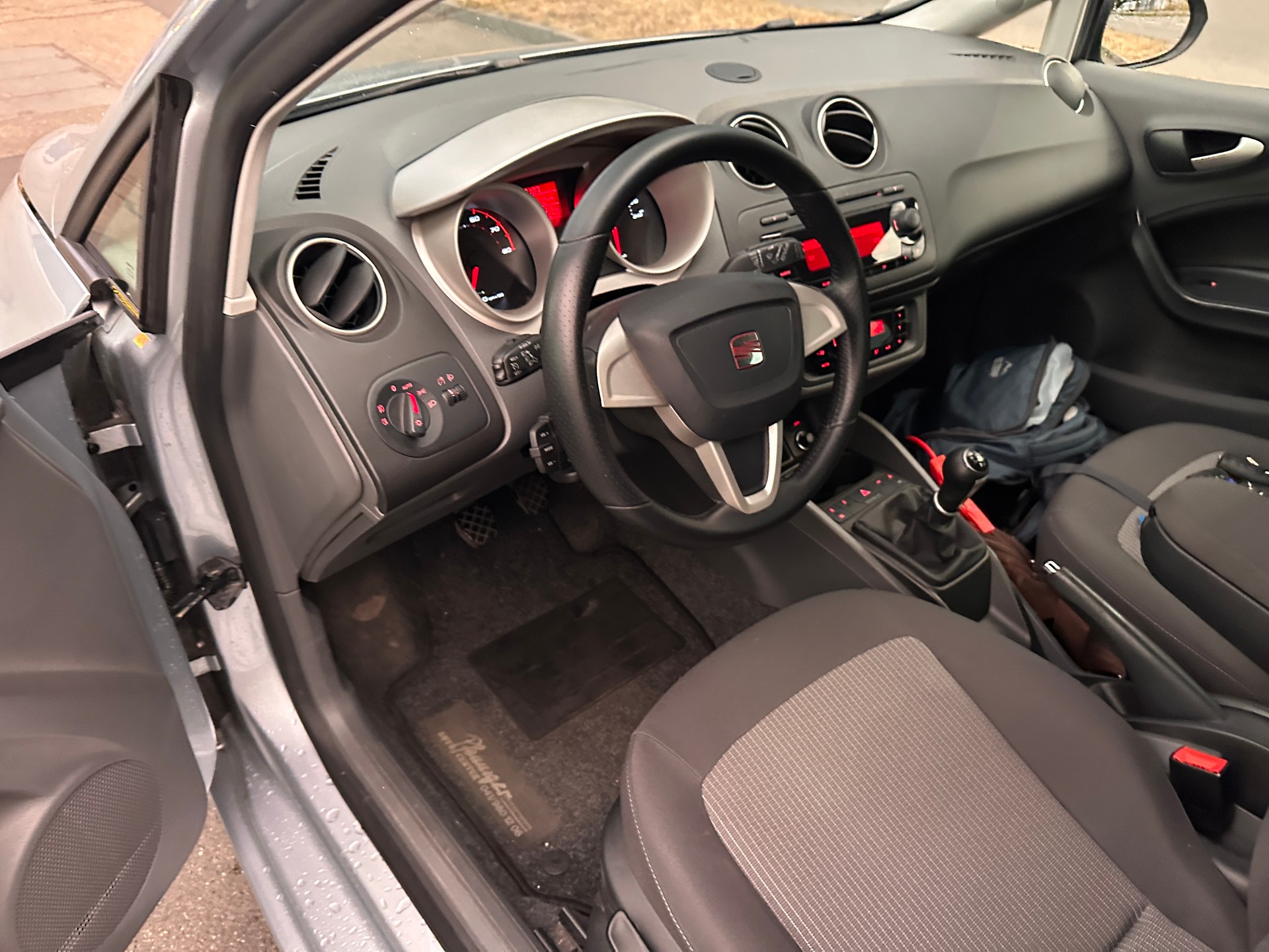 SEAT Ibiza ST 1.2 TSI Sport Eco Tech-image-6