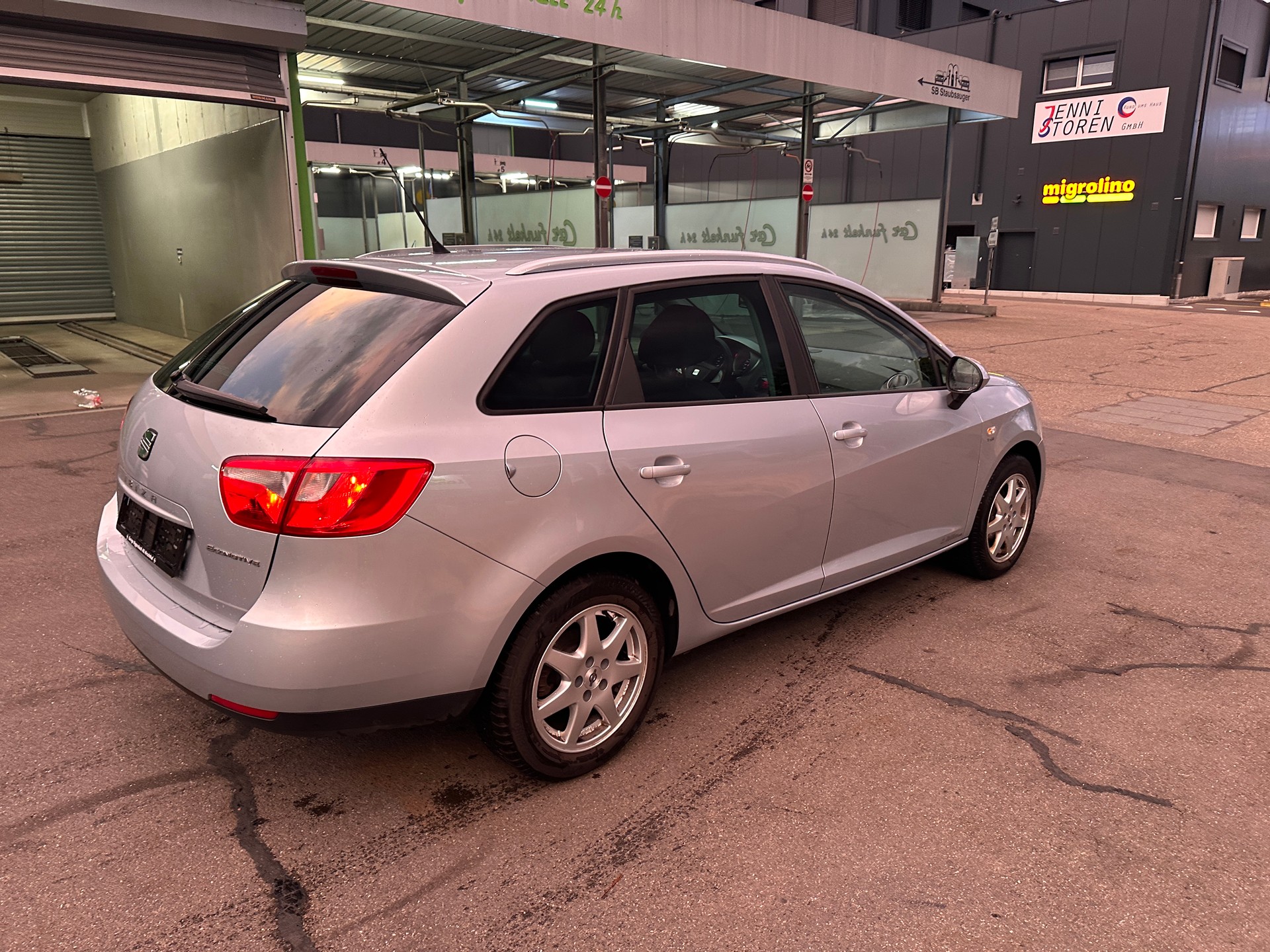 SEAT Ibiza ST 1.2 TSI Sport Eco Tech-image-3