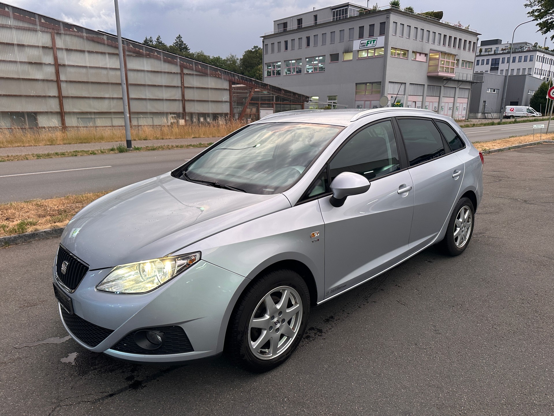SEAT Ibiza ST 1.2 TSI Sport Eco Tech-image-1