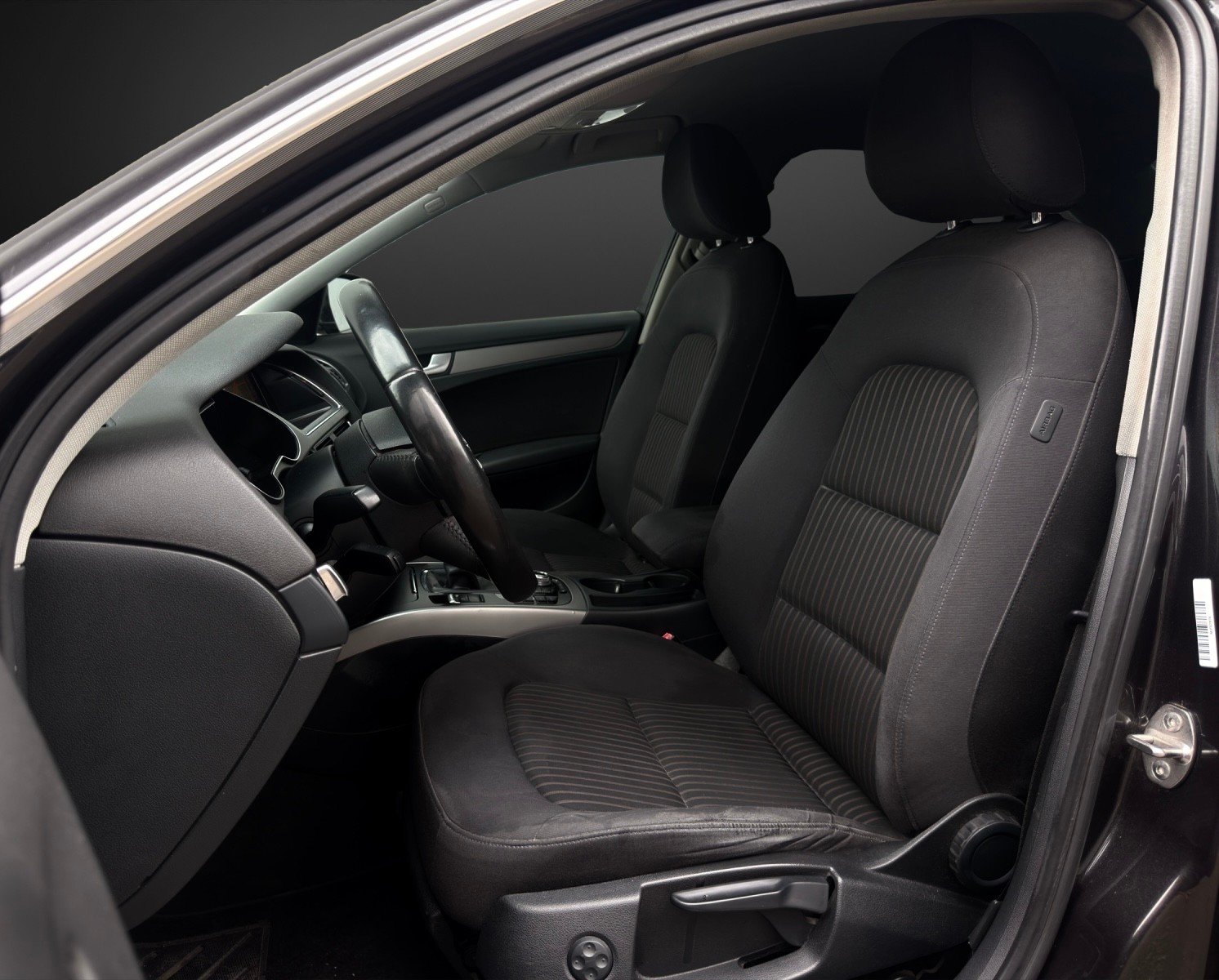 AUDI A4 Limousine 1.8 TFSI mit 170 PS-image-6