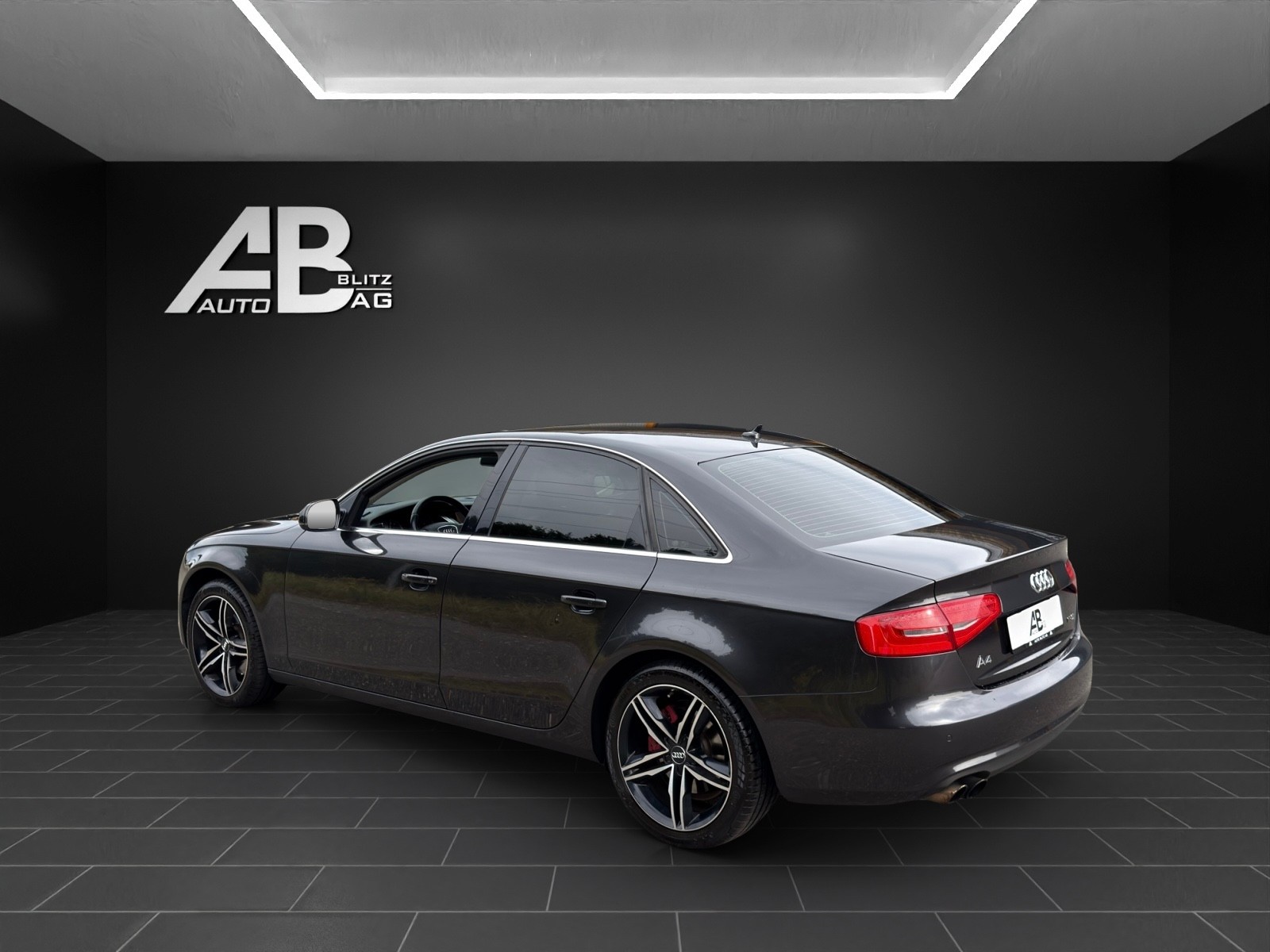 AUDI A4 Limousine 1.8 TFSI mit 170 PS-image-2