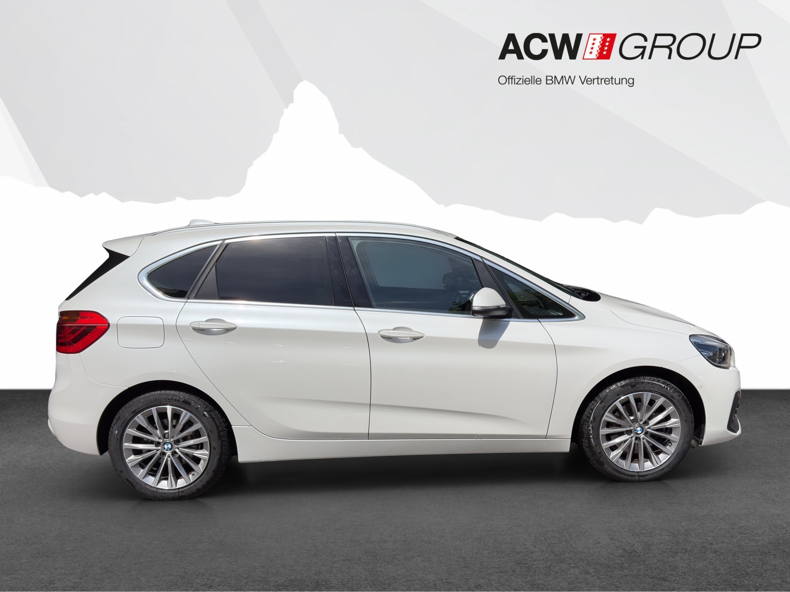 BMW 220d xDrive Active Tourer-image-5