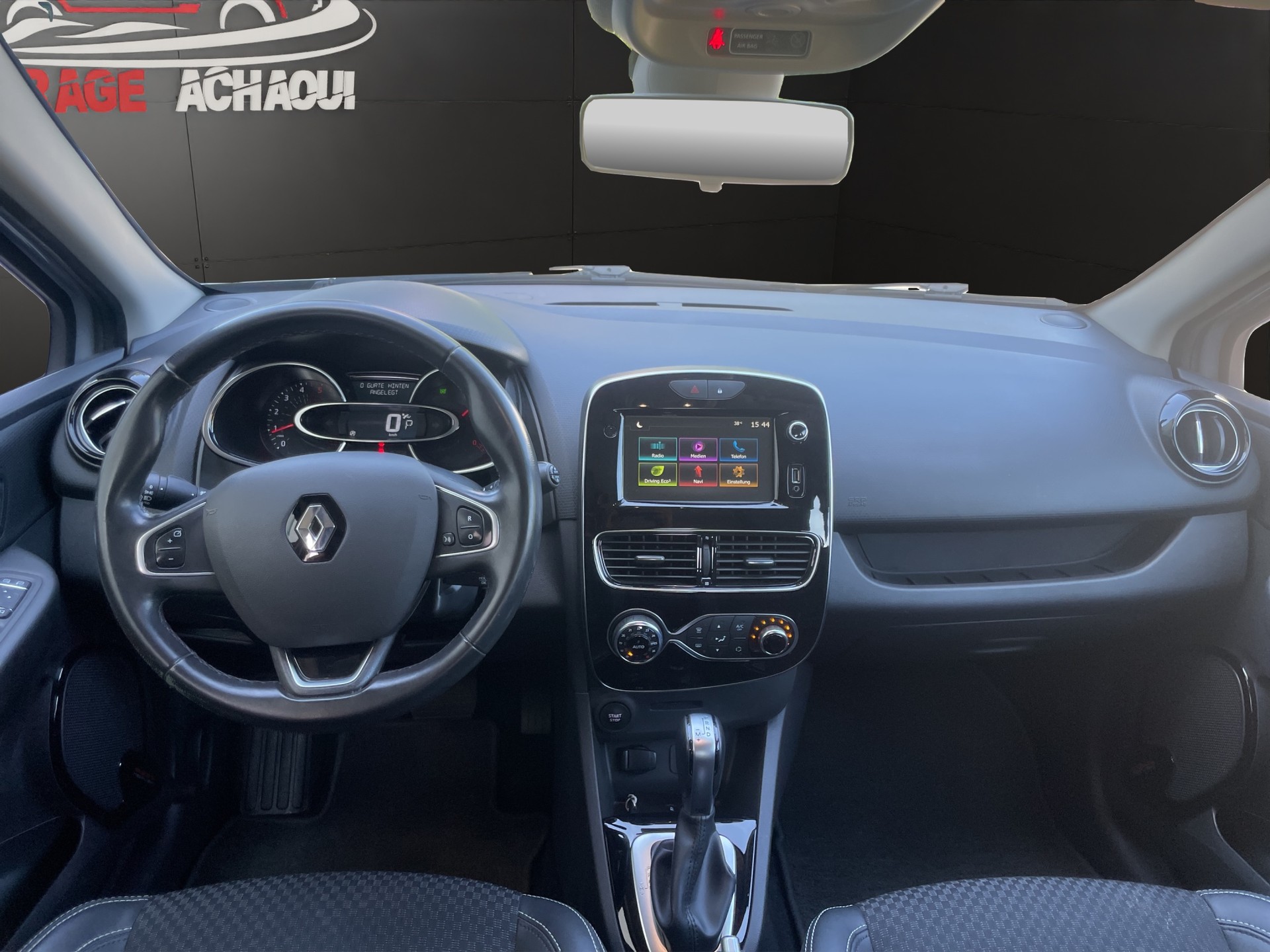 RENAULT Clio 1.5 dCi Intens EDC-image-9