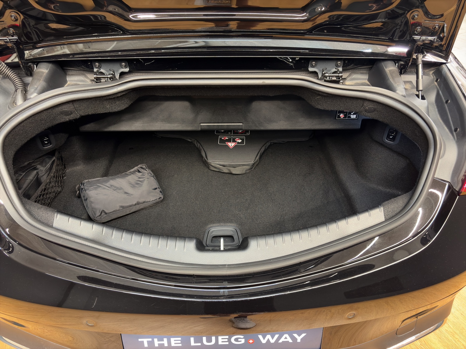 MERCEDES-BENZ CLE 200 4M - Cabrio - AMG / DISTRONIC / Rückfahrkamera / AHK / Soundsystem-image-15