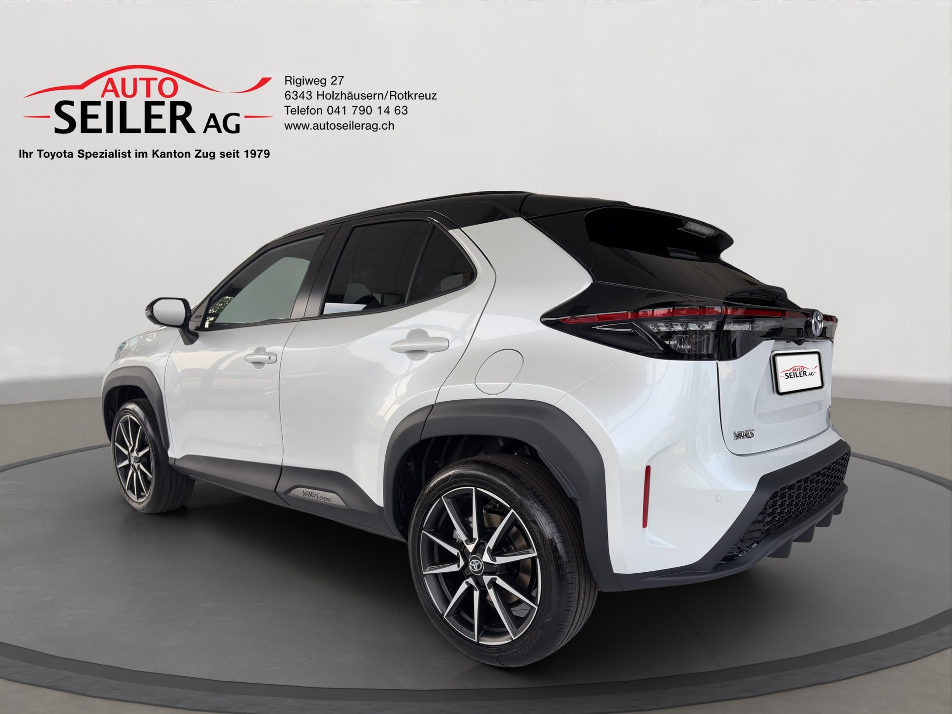 TOYOTA Yaris Cross 1.5 GR Sport e-CVT-image-2