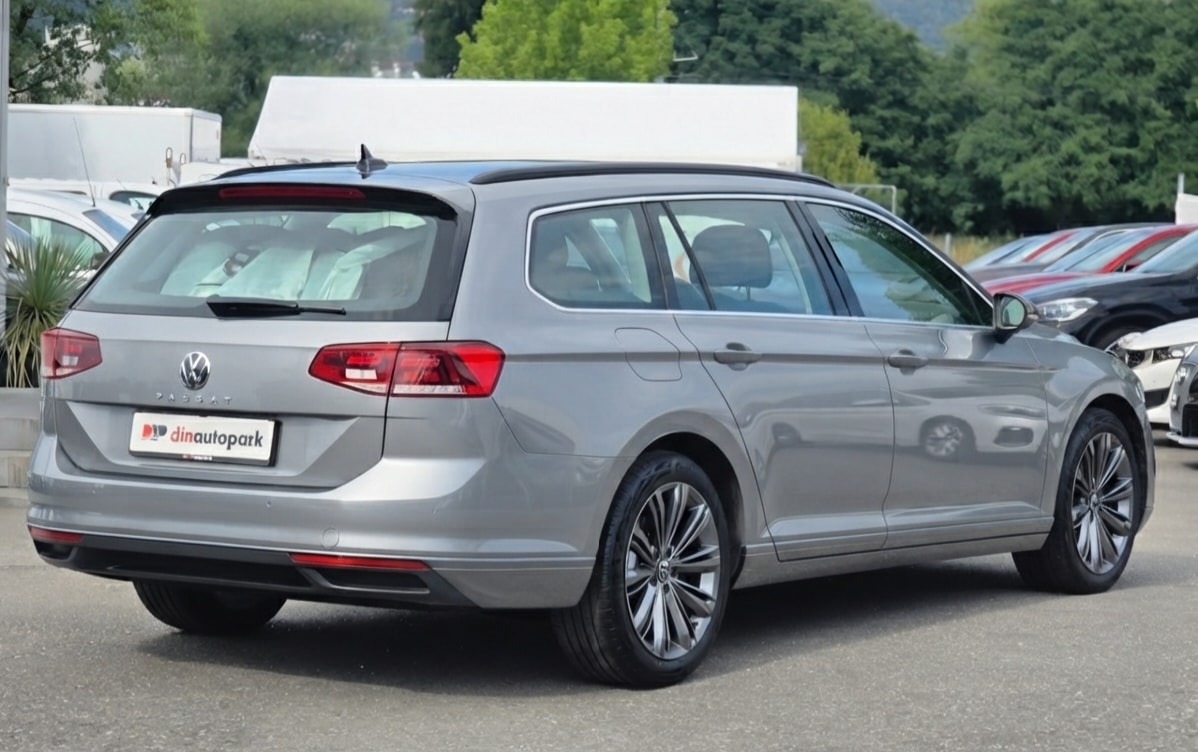 VW Passat 2.0 TDI BMT Business DSG * CH-Fahrzeug *-image-2