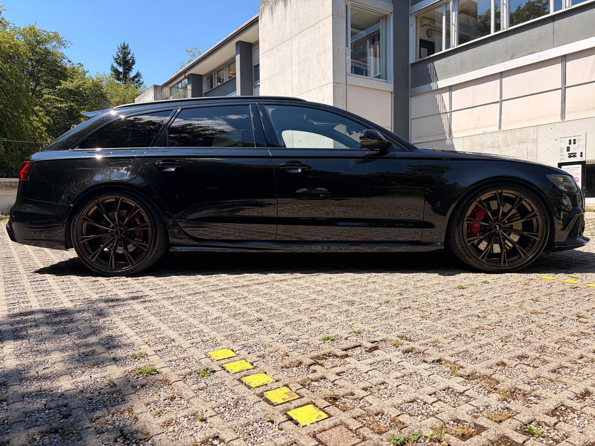 AUDI 4.0 V8 TFSI quattro T-Tronic-image-1