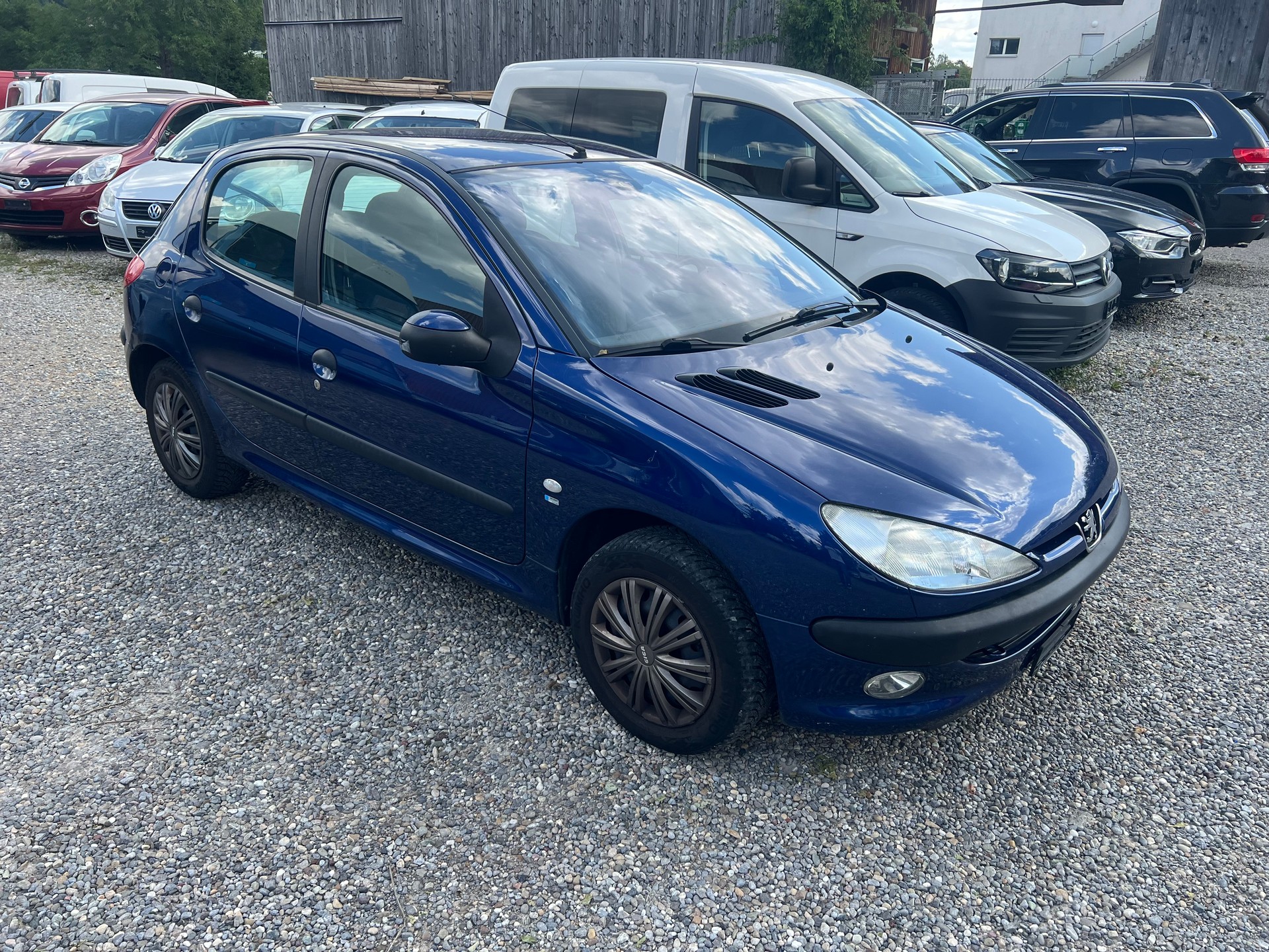 PEUGEOT 206 1.6 16V (XT) Premium-image-2