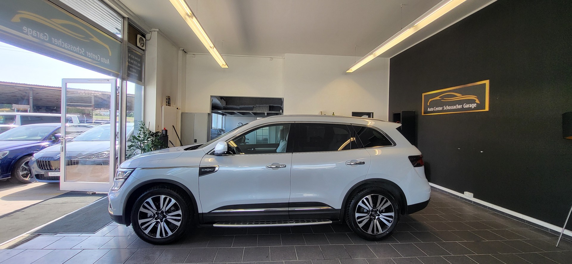 RENAULT Koleos 2.0 dCi Initiale 4WD Xtronic CVT-image-3