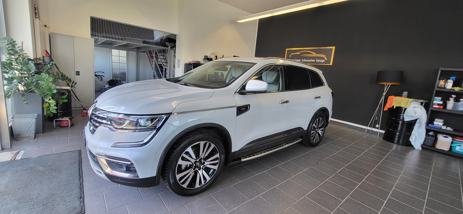 RENAULT Koleos 2.0 dCi Initiale 4WD Xtronic CVT-image-1
