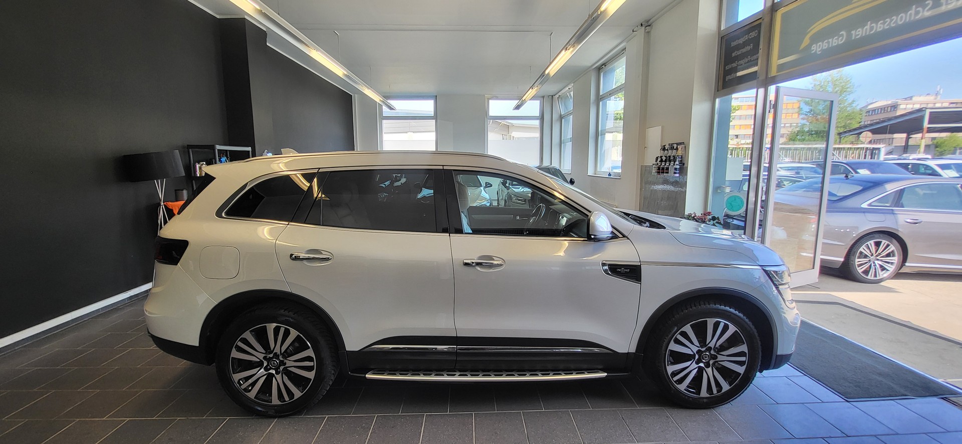 RENAULT Koleos 2.0 dCi Initiale 4WD Xtronic CVT-image-9