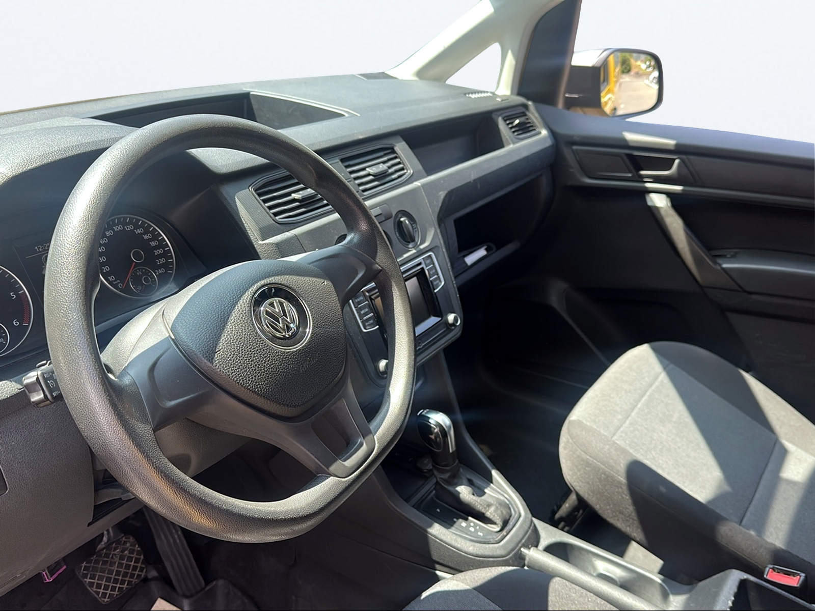 VW Caddy Maxi 2.0TDI 4Motion BlueMotion Techn. DSG-image-11