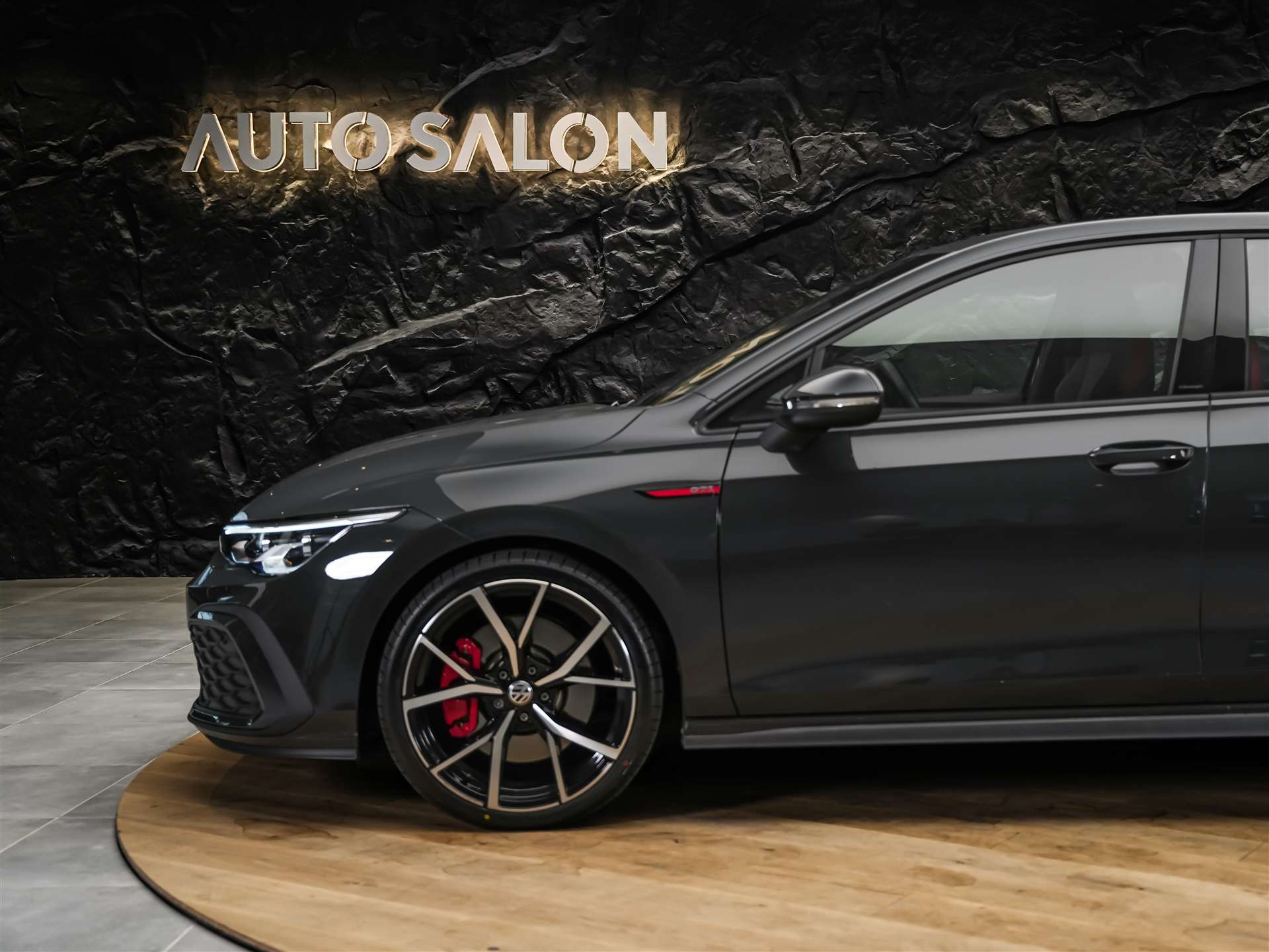 VW Golf 2.0 TSI GTI DSG *Abstandsregler* 19" Felgen*Harman/Kardon*Matrix LED Scheinwerfer*-image-16