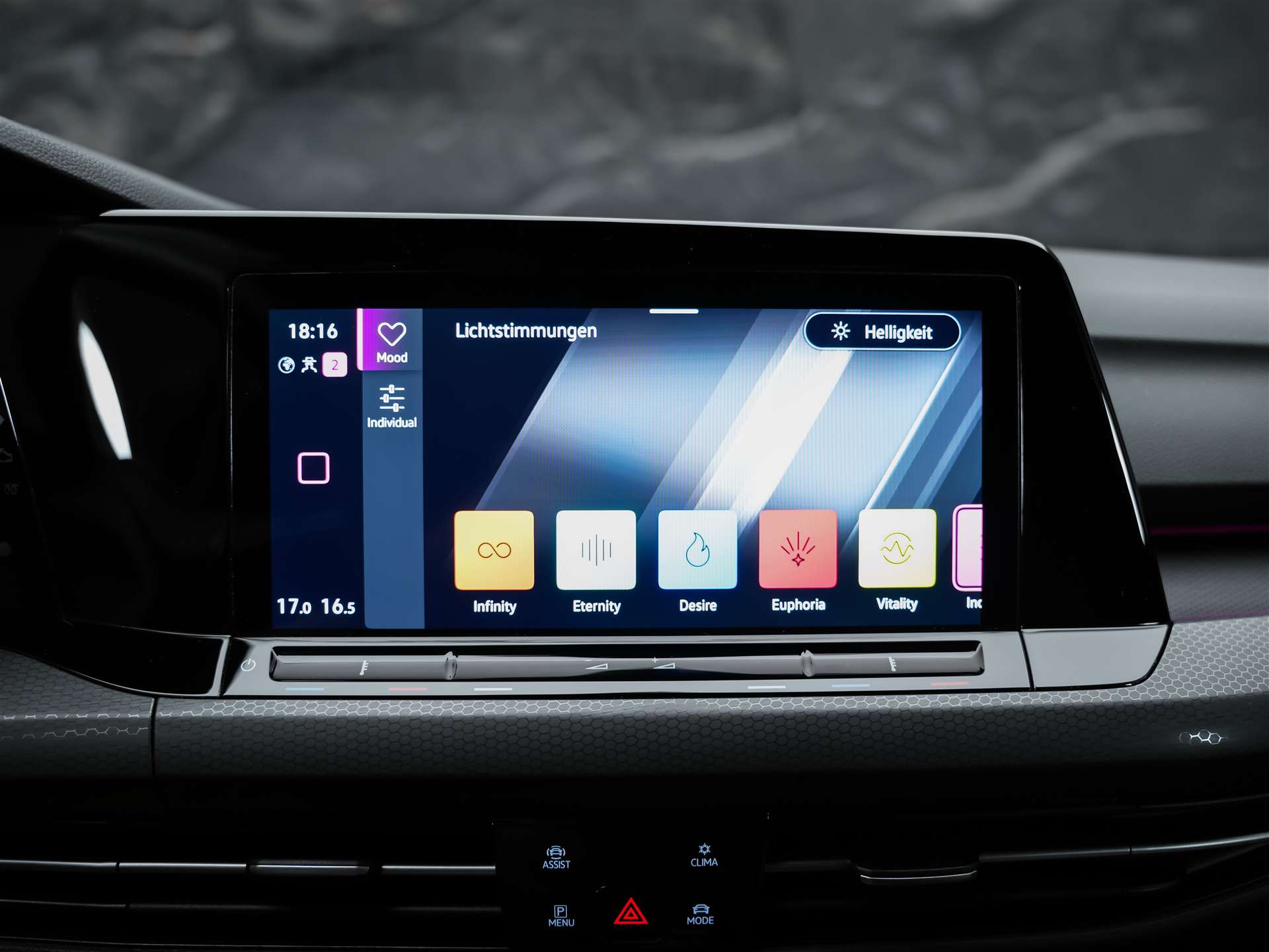 VW Golf 2.0 TSI GTI DSG *Abstandsregler* 19" Felgen*Harman/Kardon*Matrix LED Scheinwerfer*-image-31