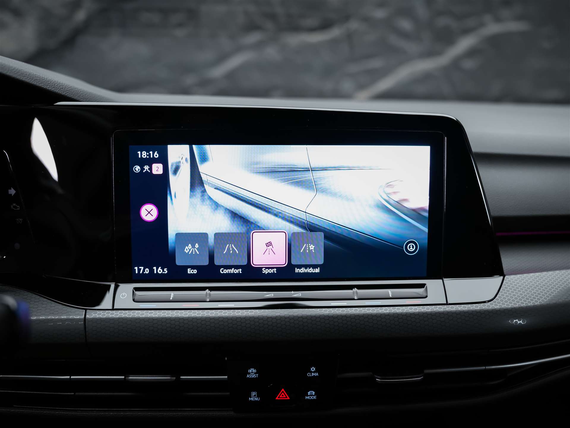 VW Golf 2.0 TSI GTI DSG *Abstandsregler* 19" Felgen*Harman/Kardon*Matrix LED Scheinwerfer*-image-30