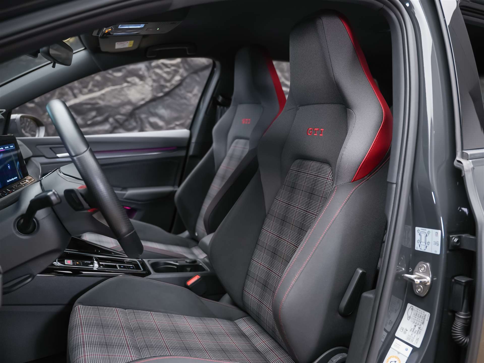 VW Golf 2.0 TSI GTI DSG *Abstandsregler* 19" Felgen*Harman/Kardon*Matrix LED Scheinwerfer*-image-8