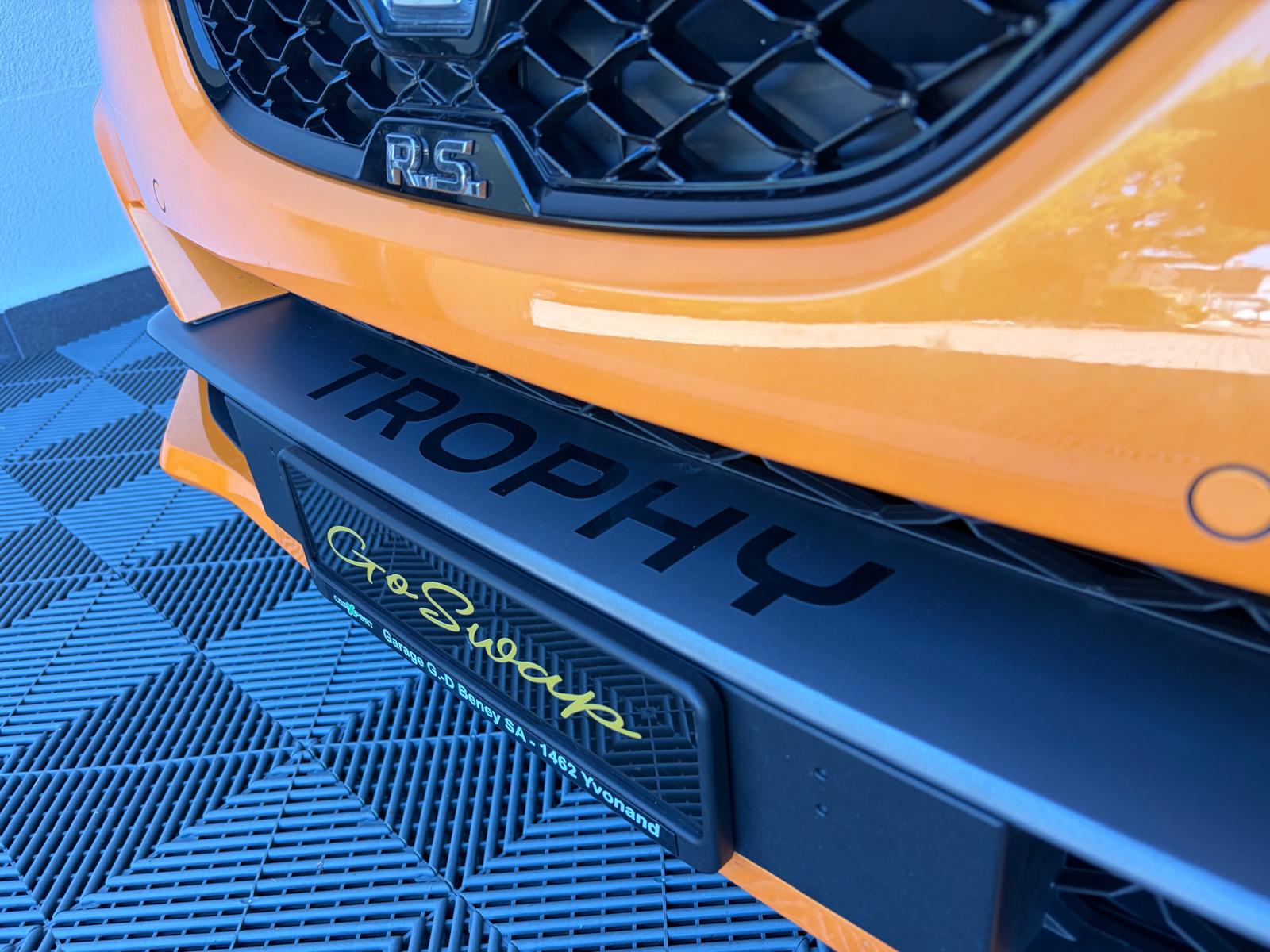 RENAULT Mégane Trophy 300 - Sièges Recaro RS-showroom-element-1