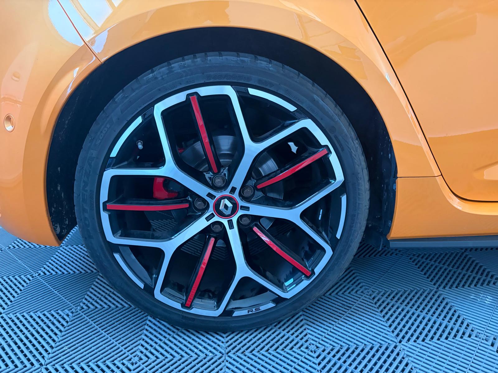 RENAULT Mégane Trophy 300 - Sièges Recaro RS-image-29
