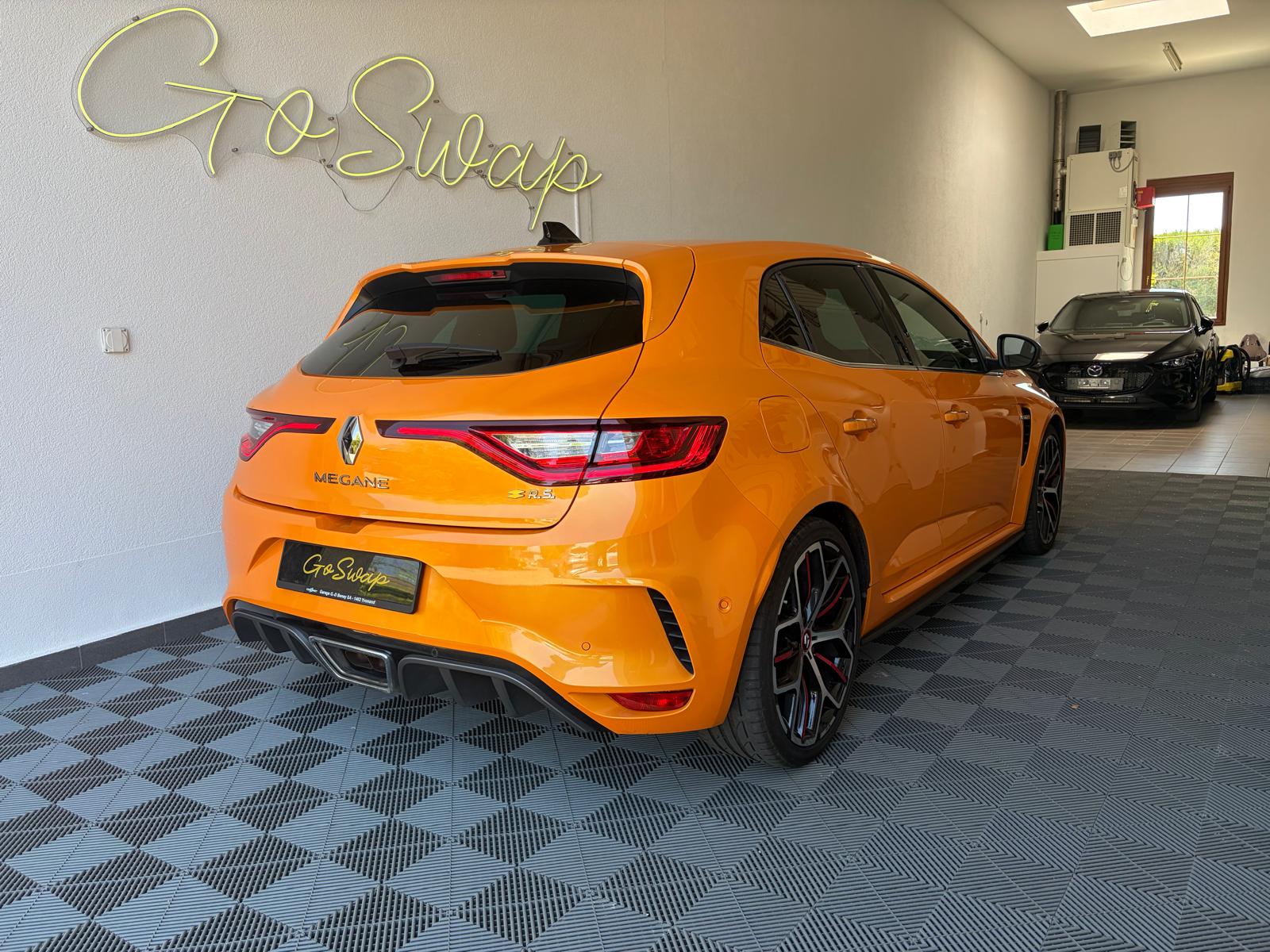 RENAULT Mégane Trophy 300 - Sièges Recaro RS-showroom-element-2