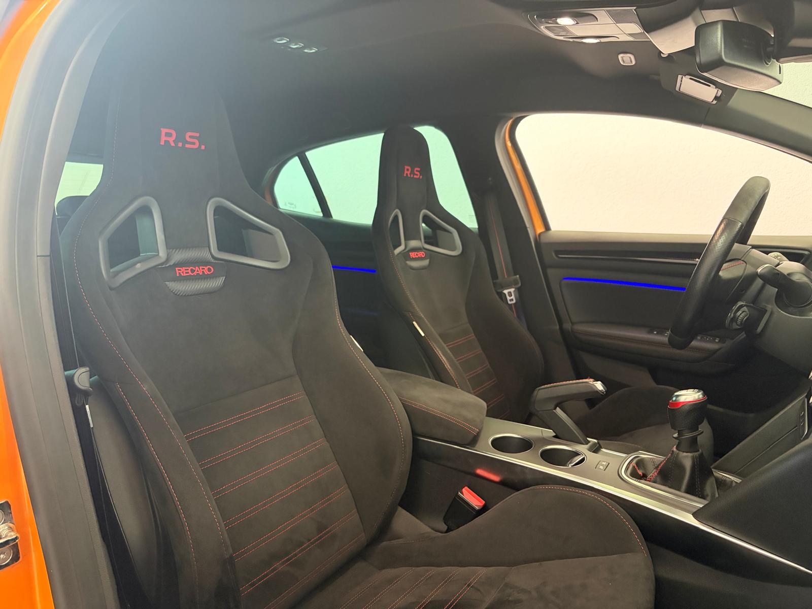 RENAULT Mégane Trophy 300 - Sièges Recaro RS-image-11